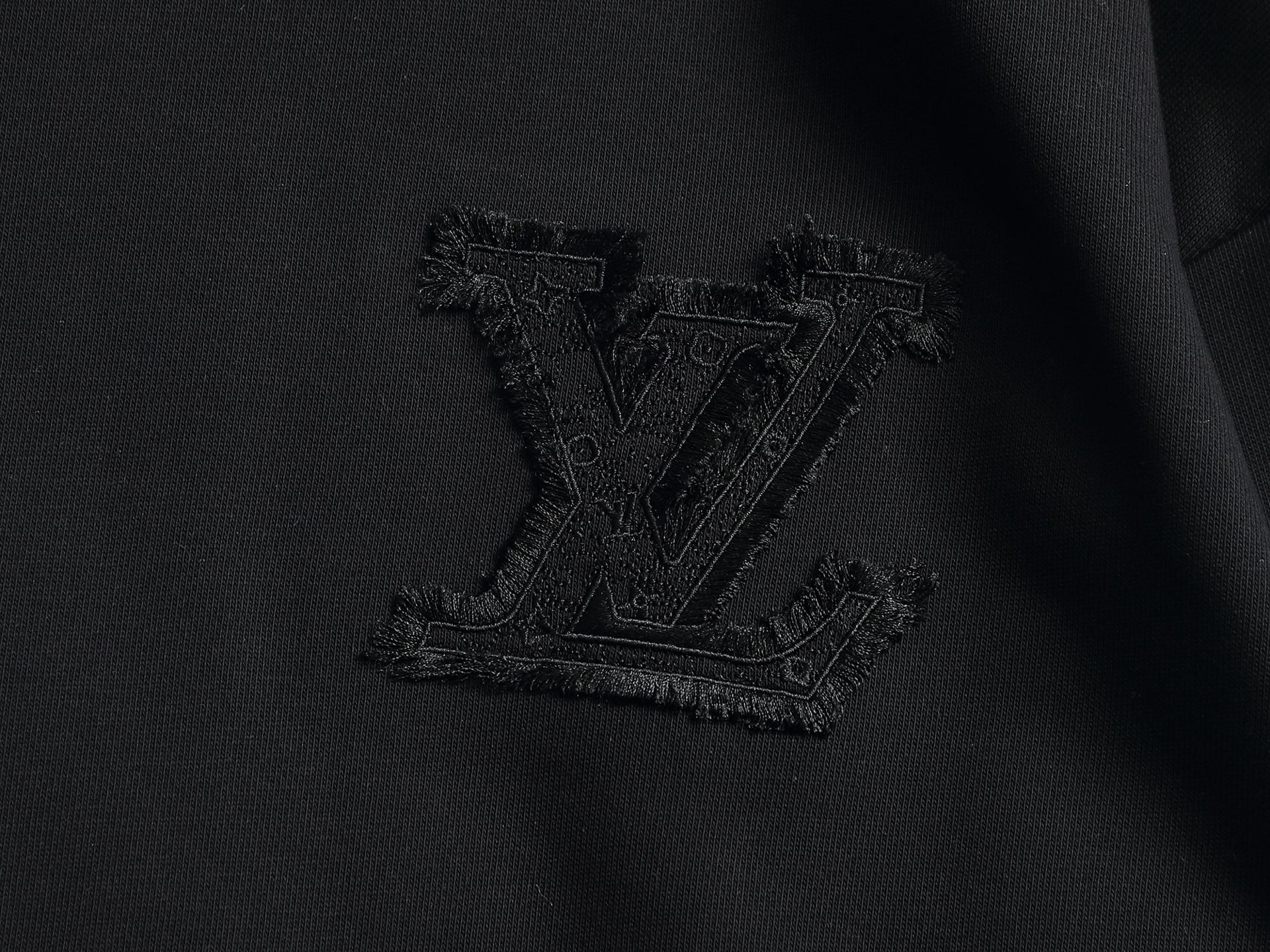 【LOUIS VUITTON】長袖 T シャツ