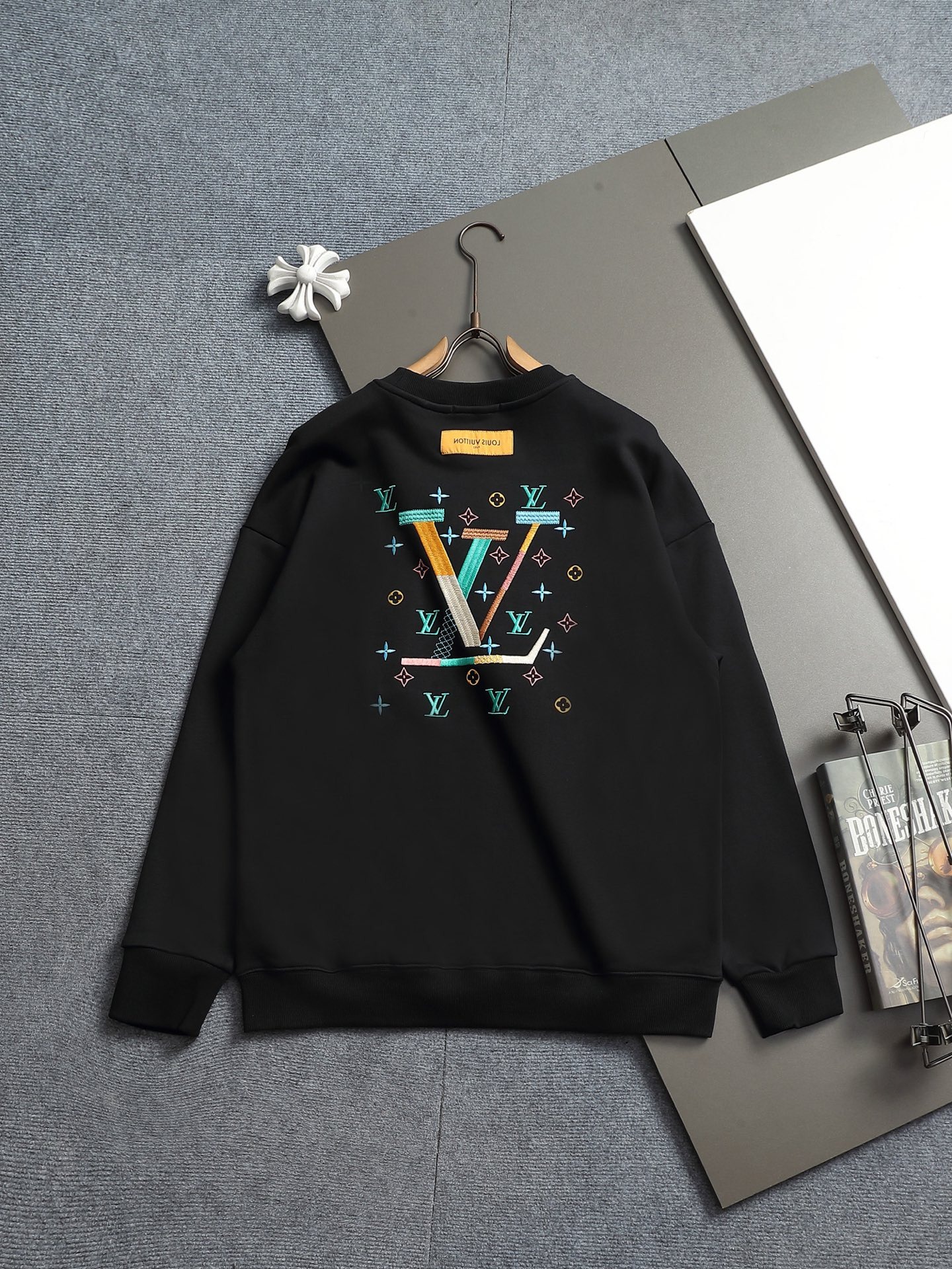【LOUIS VUITTON】刺繍長袖 T シャツ
