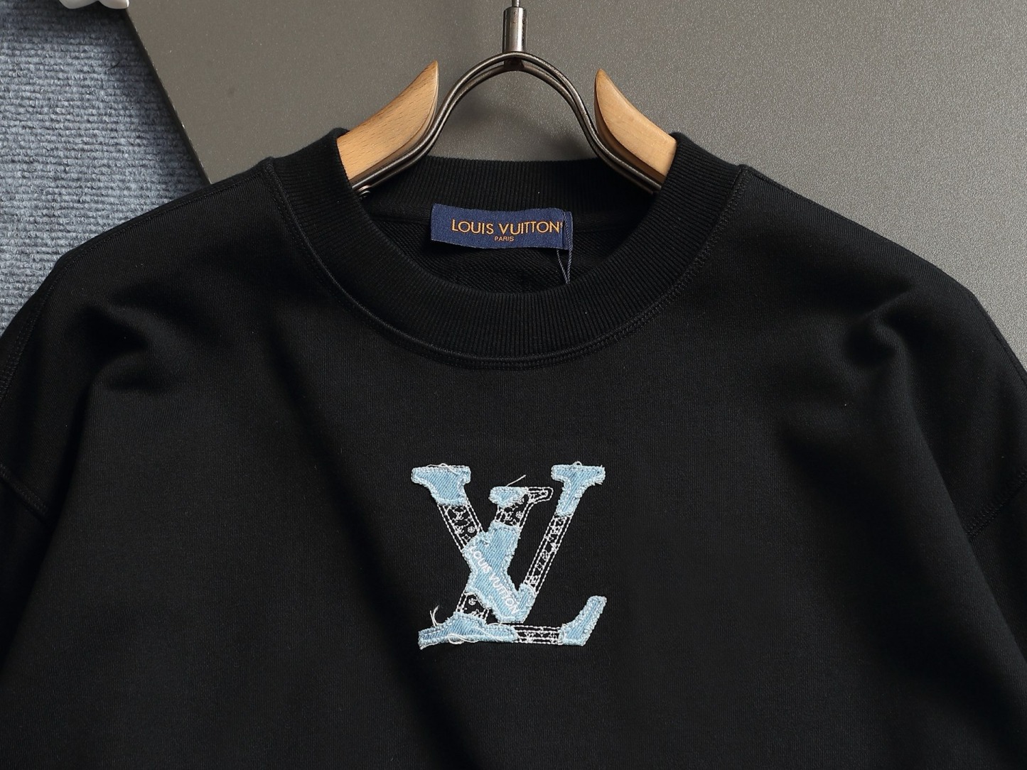 【LOUIS VUITTON】長袖 T シャツ
