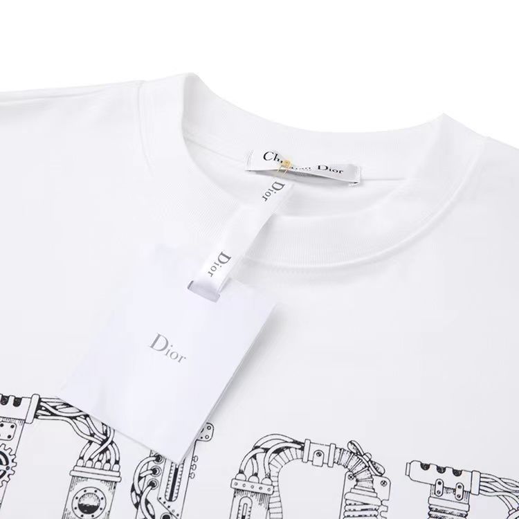 【DIOR】（ディオール）半袖 男女兼用、ご好評に付き再入荷！