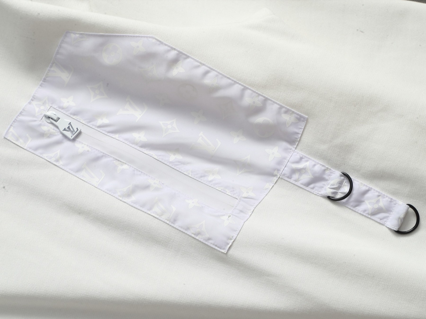 【LOUIS VUITTON】長袖 T シャツ
