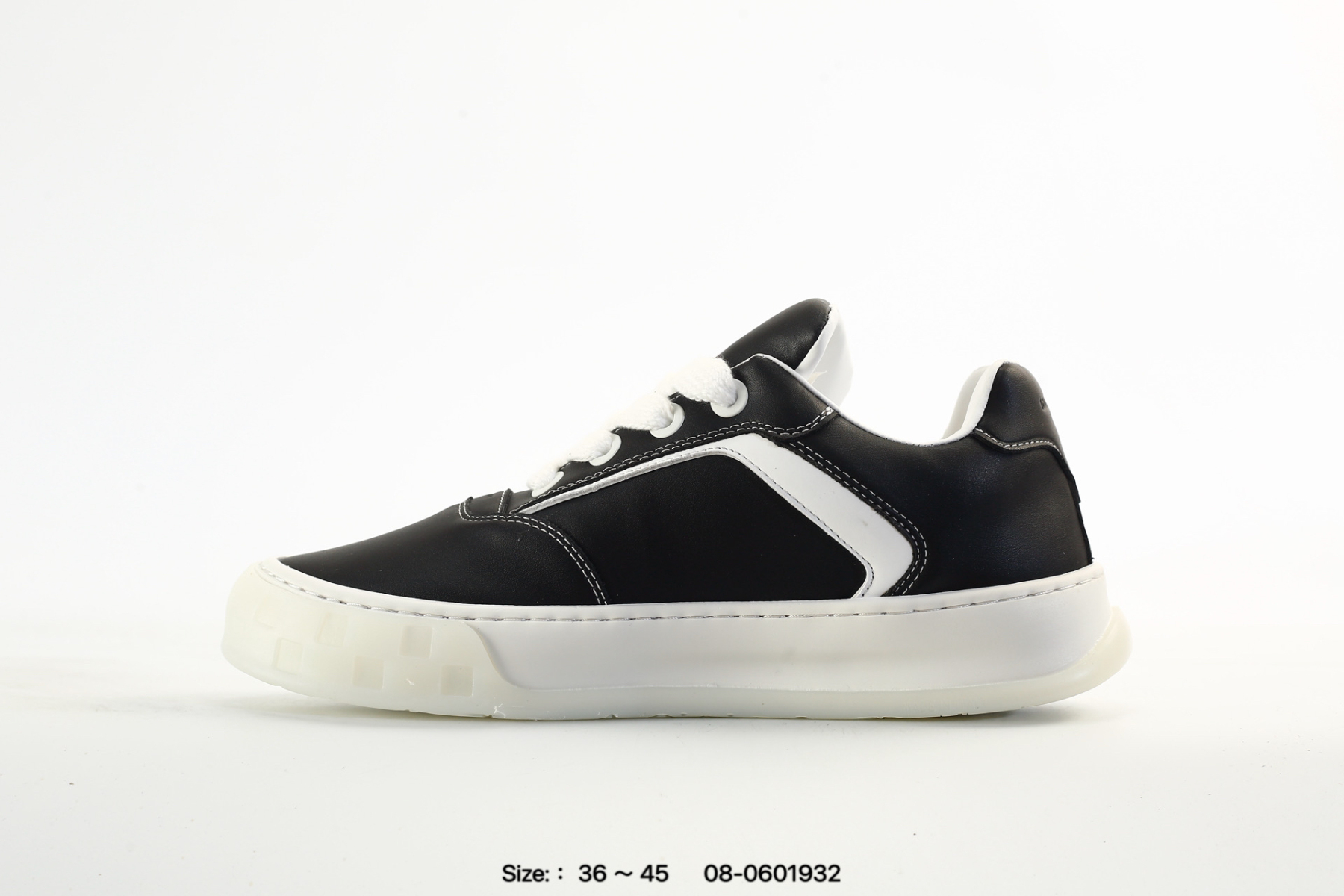 Louis Vuitton Tilted スエードレザーのスニーカー