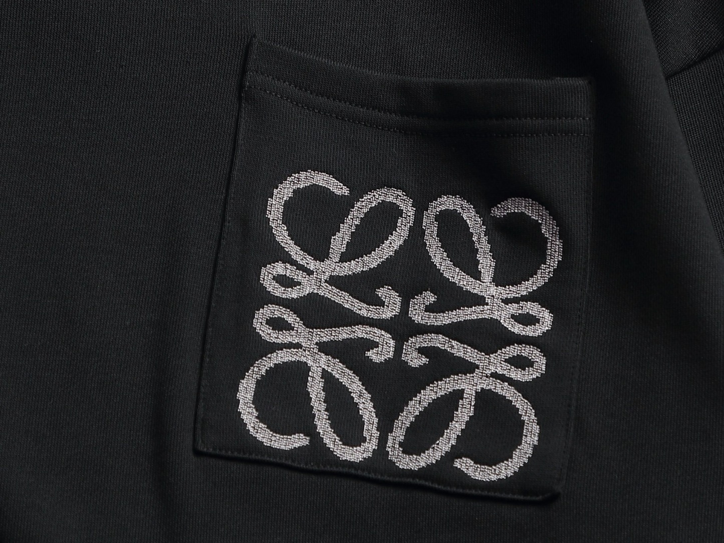 【LOEWE】刺繍長袖 T シャツ