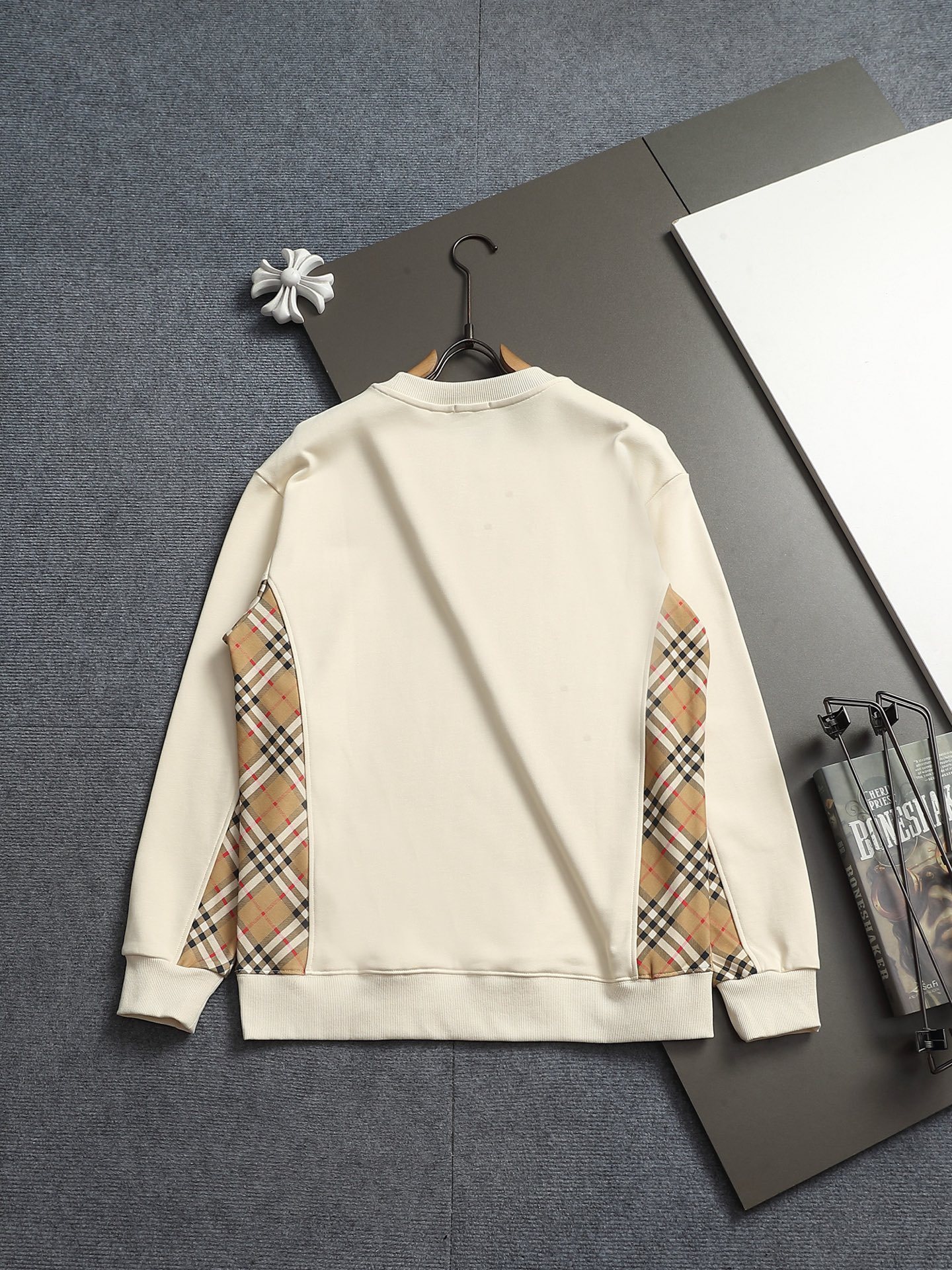 【BURBERRY】長袖 T シャツ