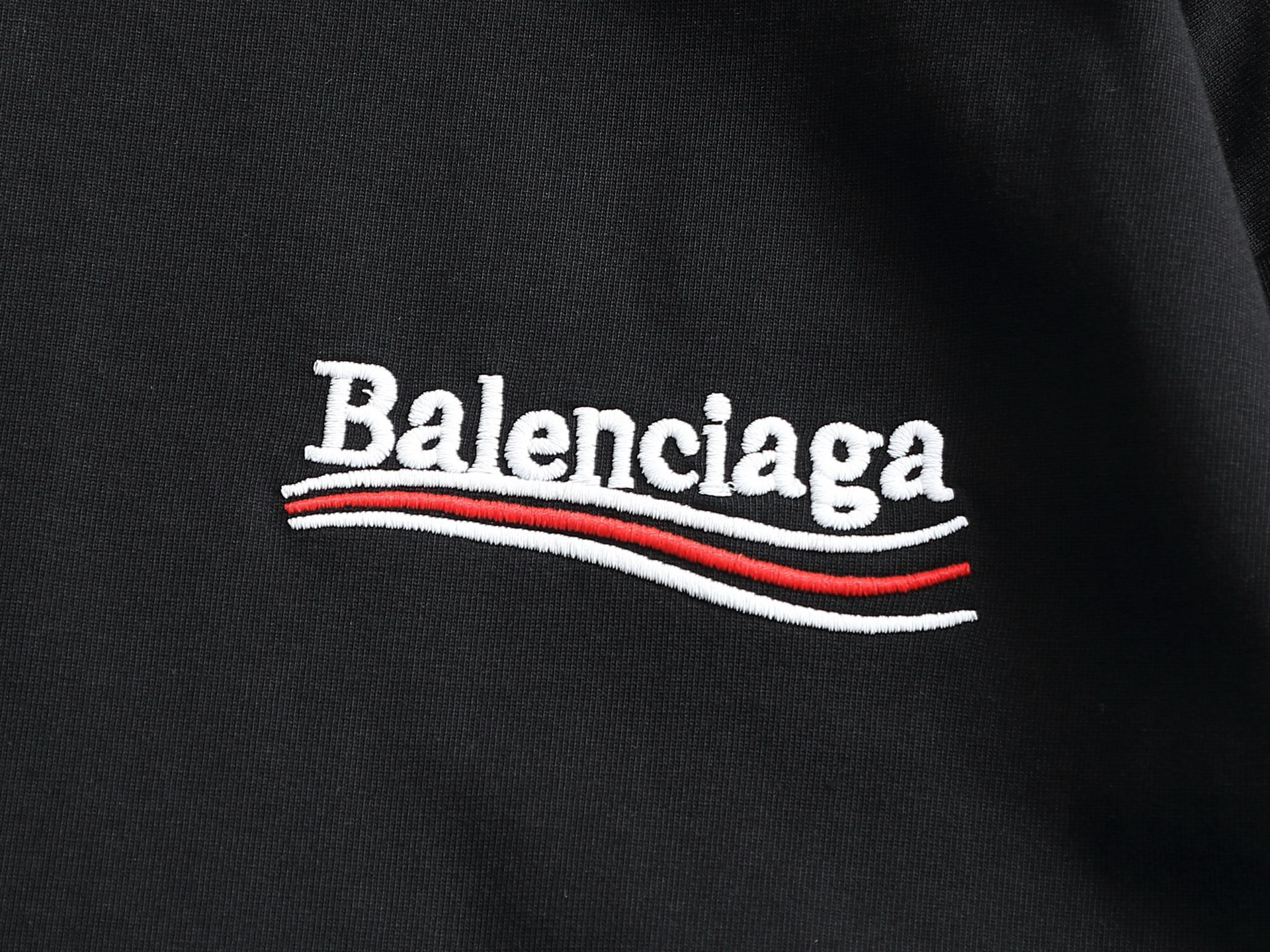 【BALENCIAGA】刺繍長袖 T シャツ