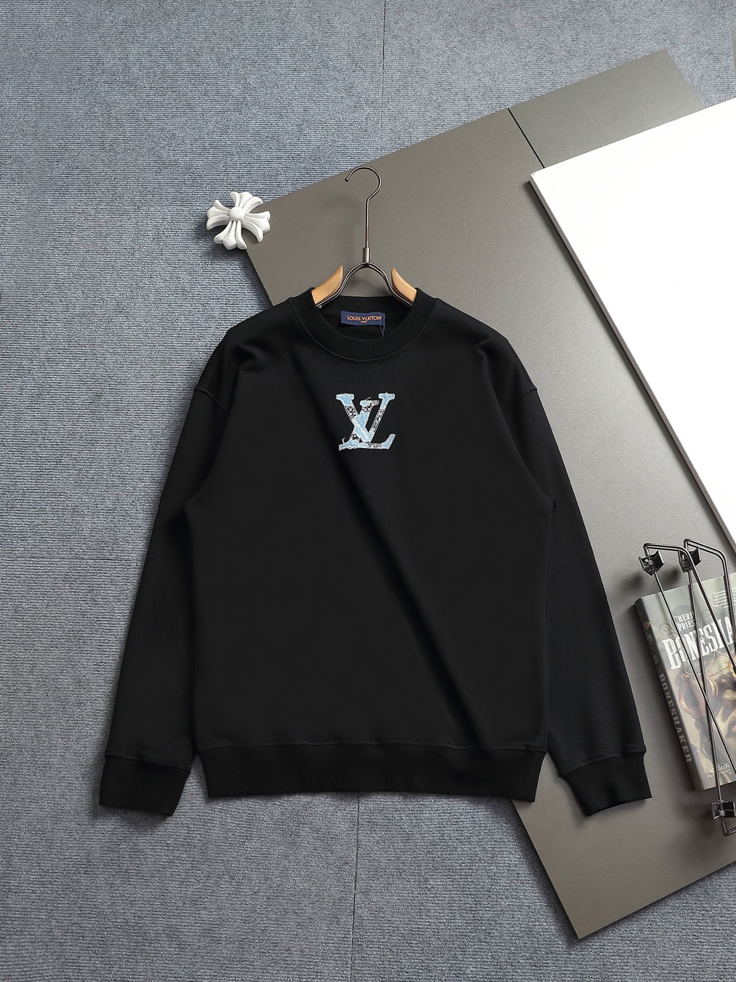 【LOUIS VUITTON】長袖 T シャツ