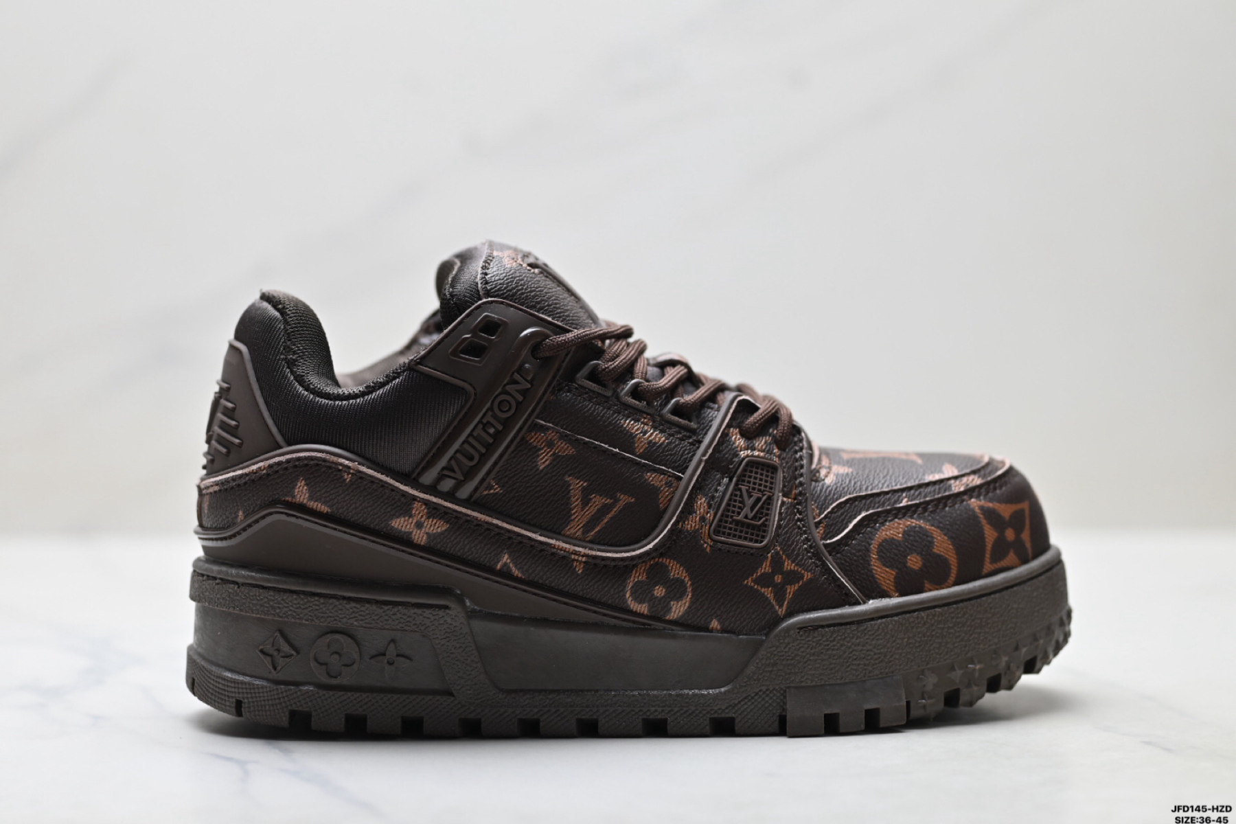 Louis Vuitton Trainer Maxi プラットフォームスニーカー