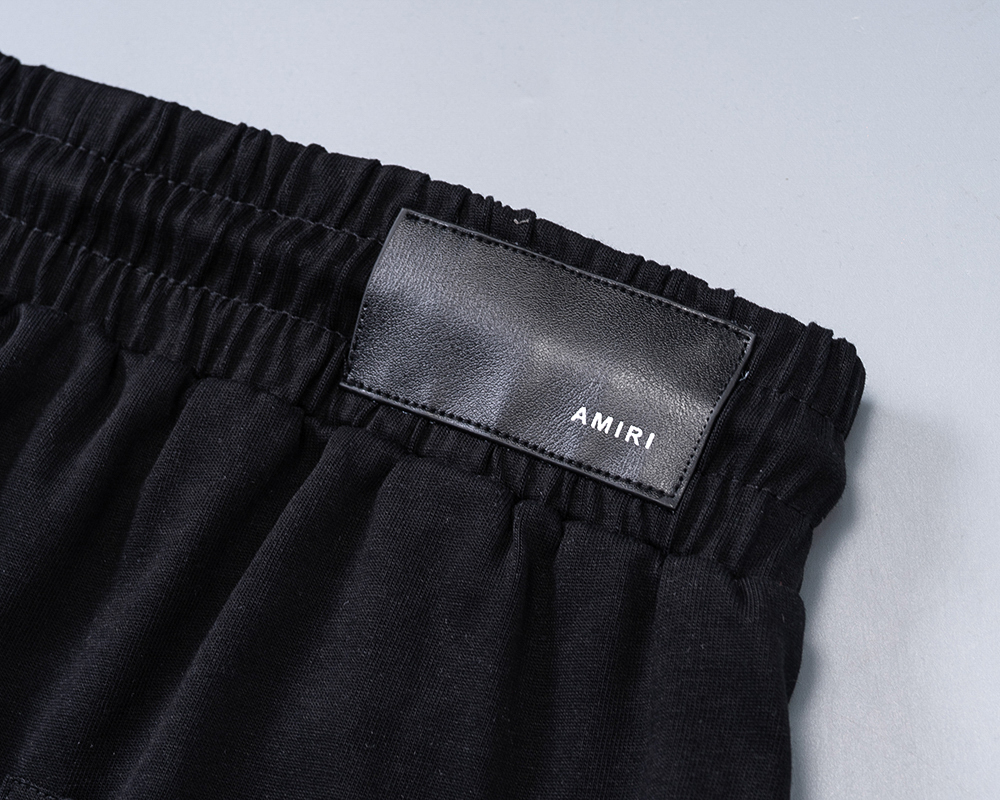 【AMIRI】ショートパンツ