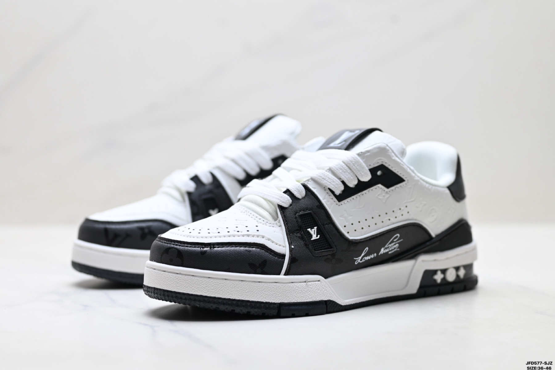Louis Vuitton Trainer Sneaker Low スニーカー