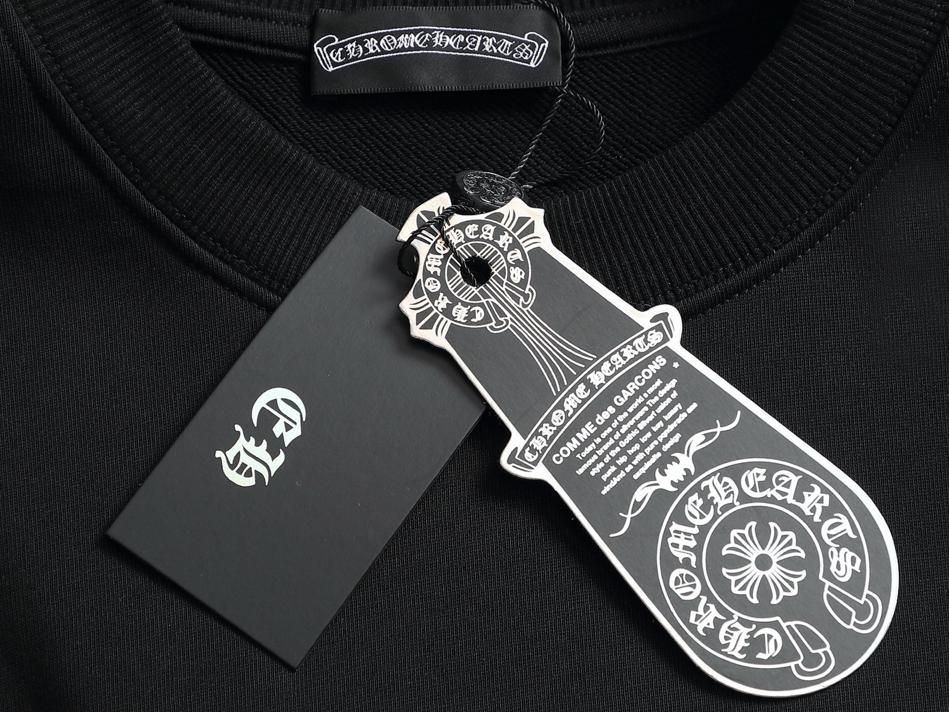 【CHROME HEARTS】刺繍長袖 T シャツ