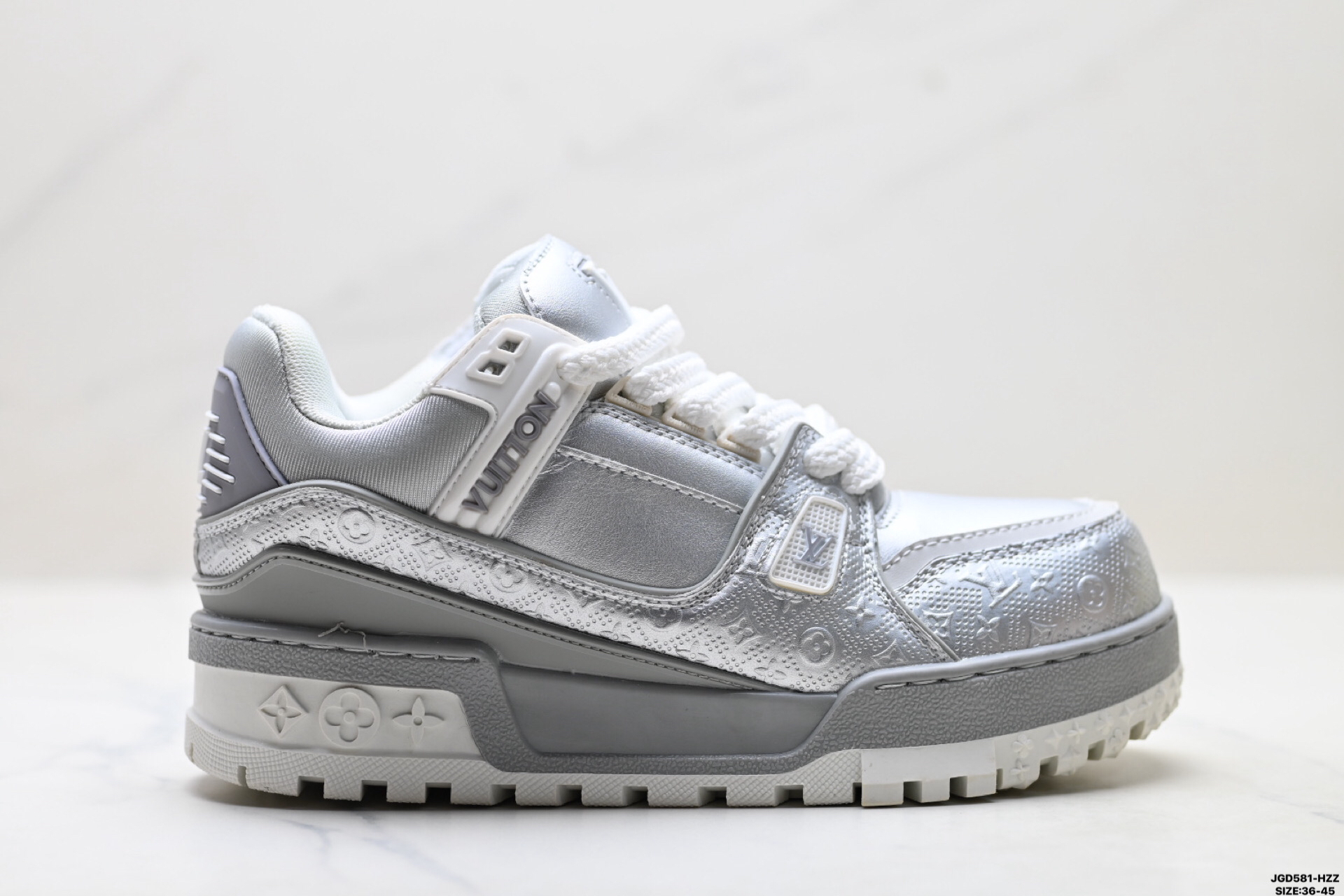 Louis Vuitton Trainer Maxi プラットフォームスニーカー