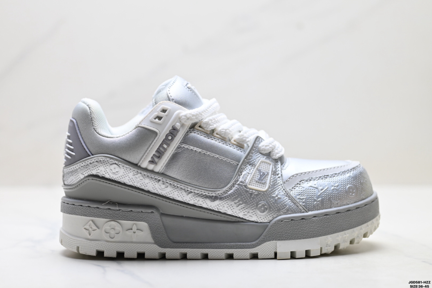 Louis Vuitton Trainer Maxi プラットフォームスニーカー