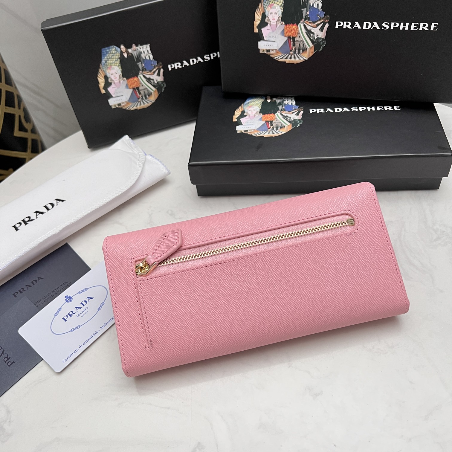 Pradaレザー コンチネンタルウォレット 財布 折財布