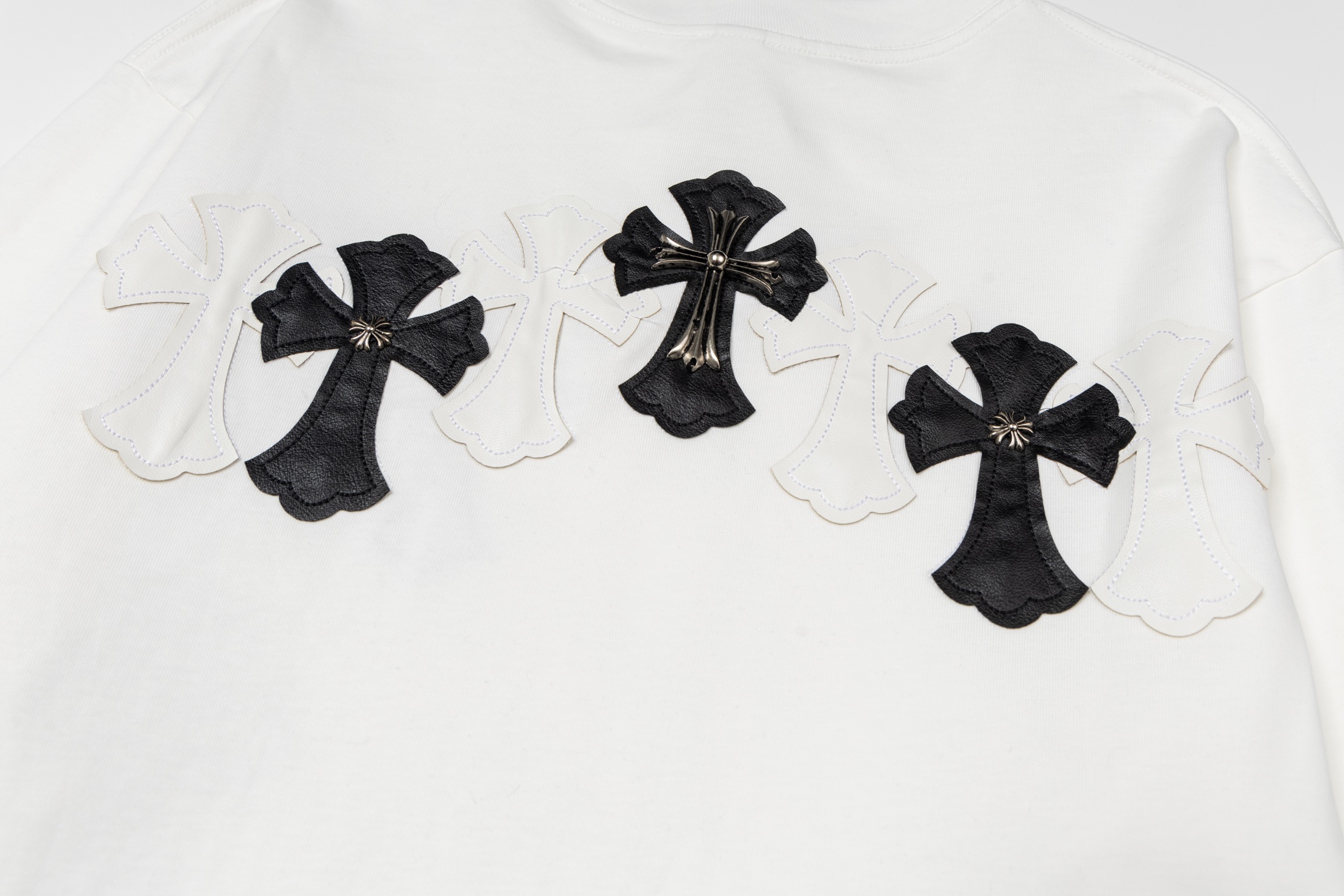 【CHROME HEARTS】長袖 T シャツ