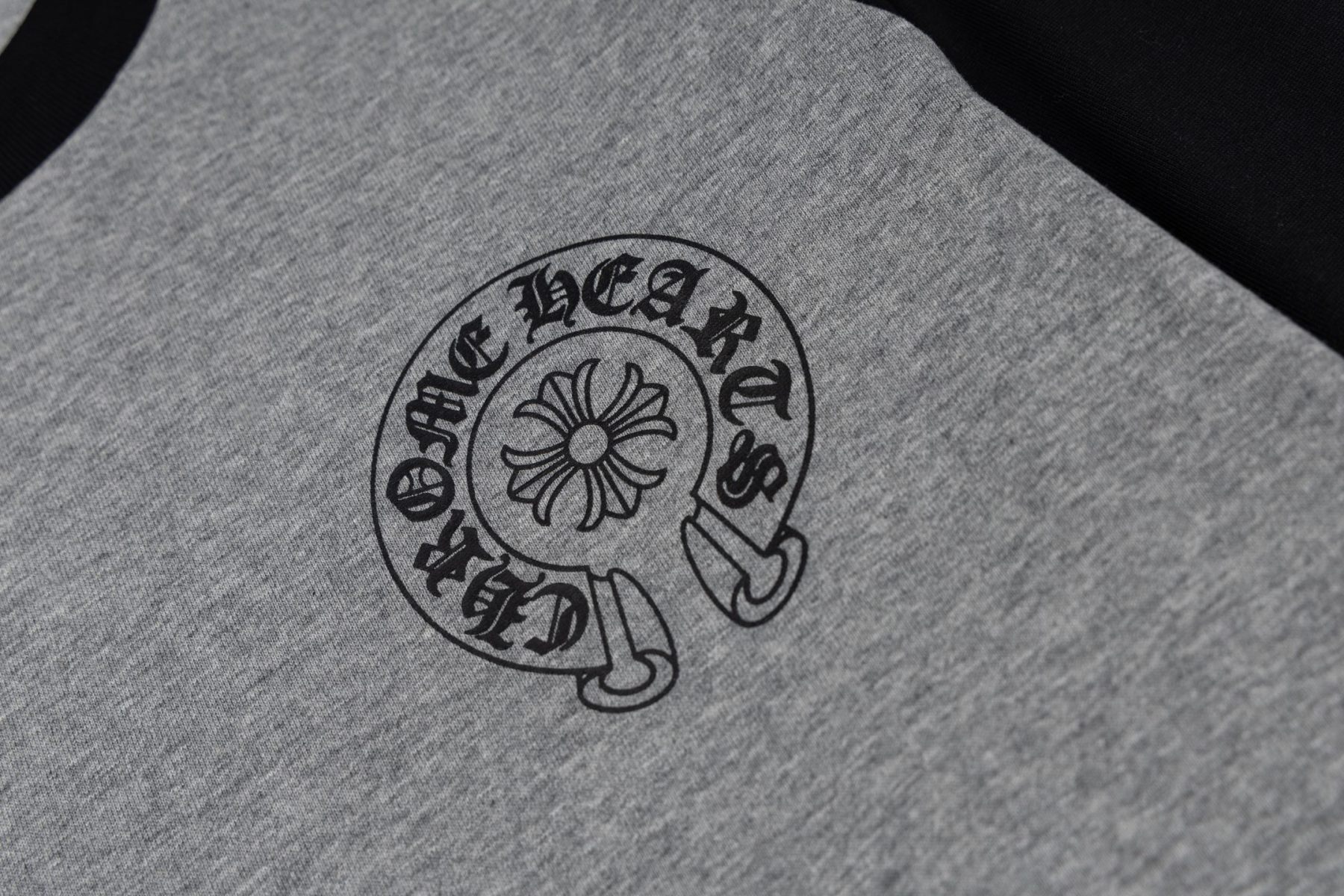 【CHROME HEARTS】長袖 T シャツ