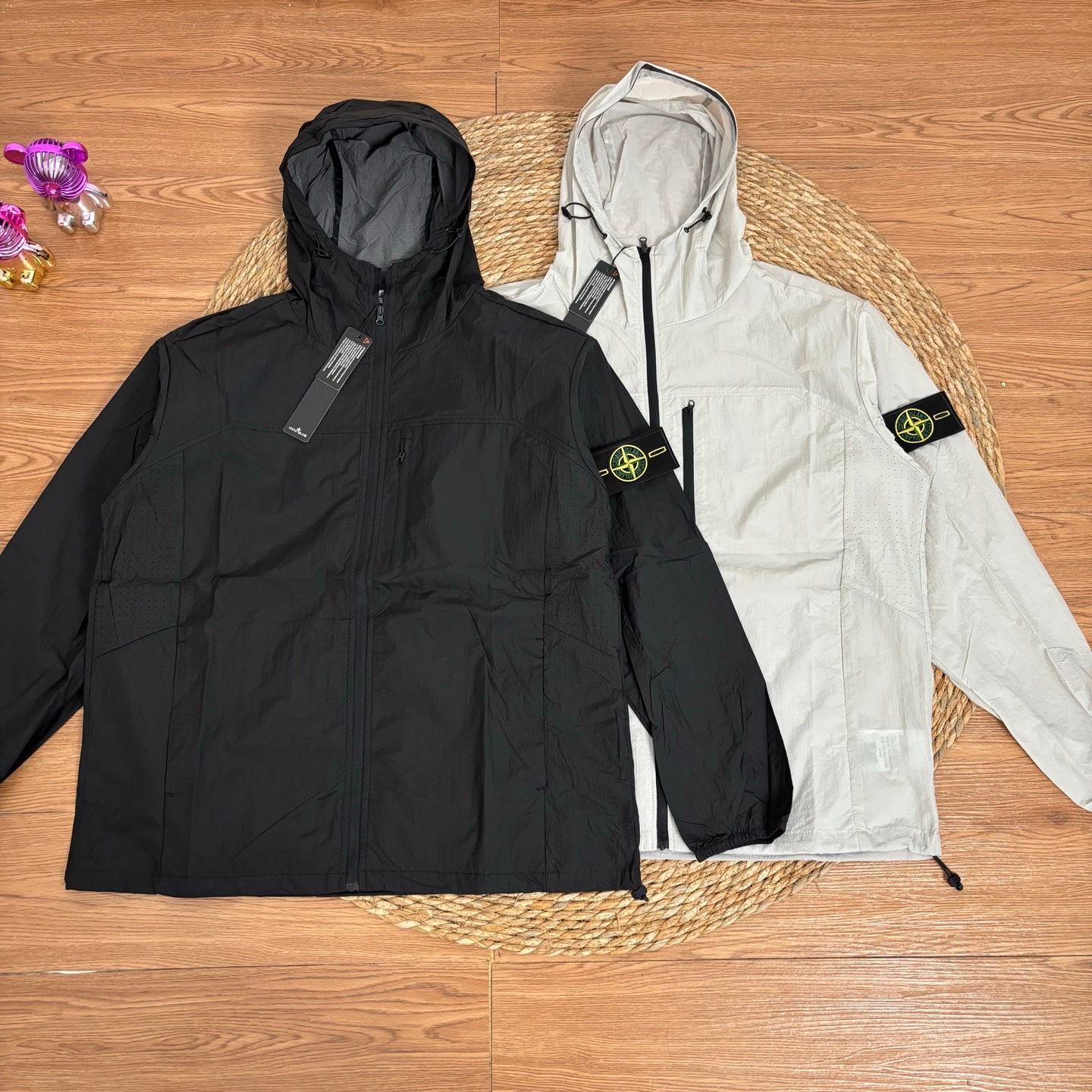 【STONE ISLAND】UV カットパーカー