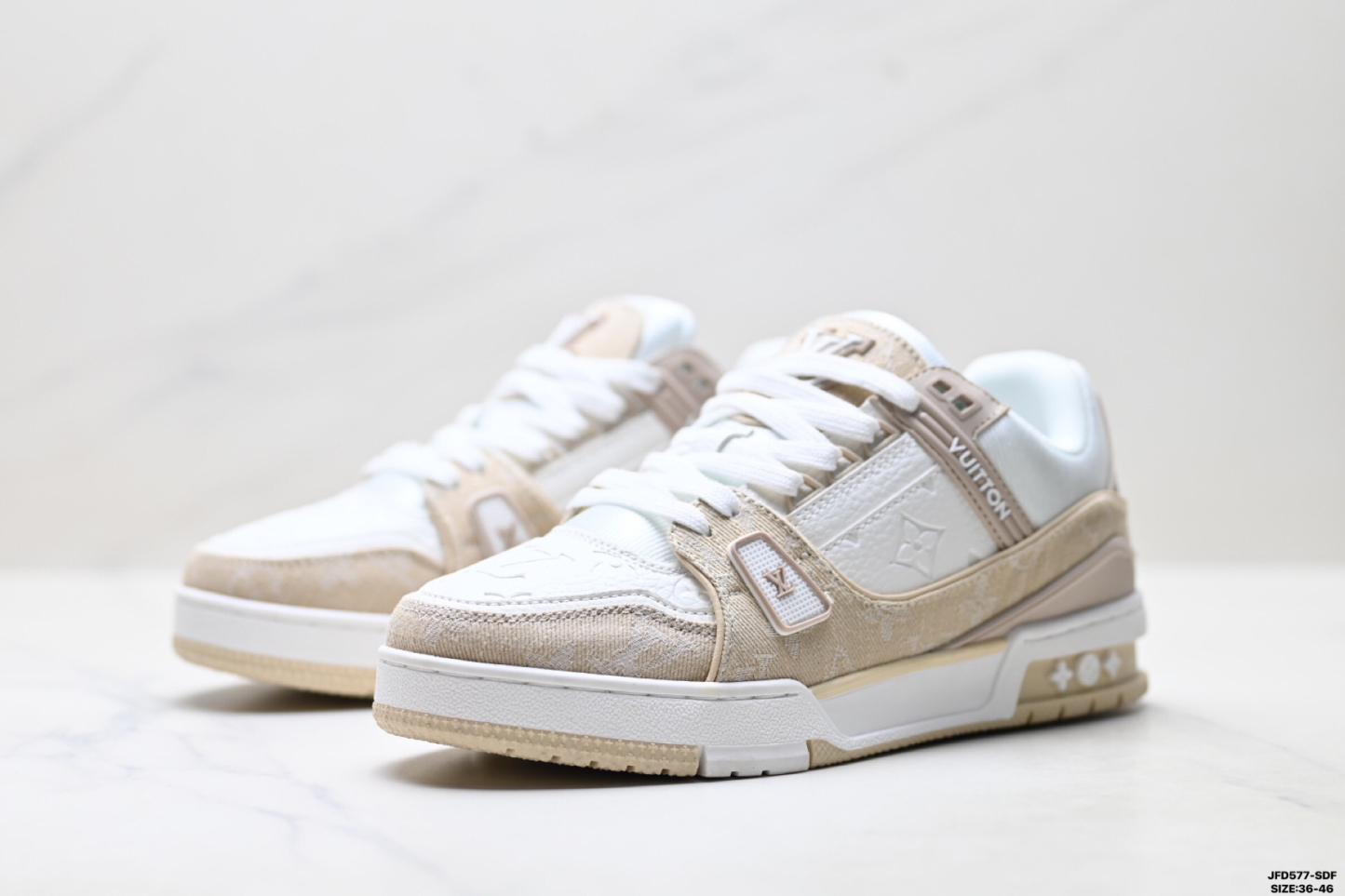 Louis Vuitton Trainer Sneaker Low スニーカー