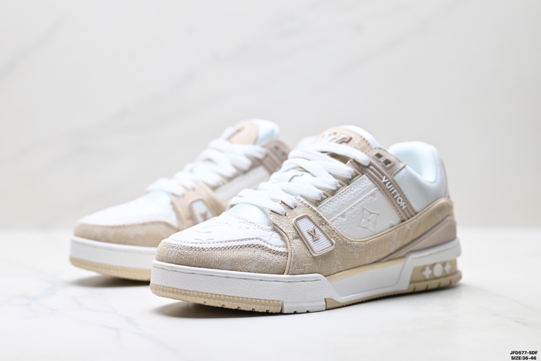 Louis Vuitton Trainer Sneaker Low スニーカー
