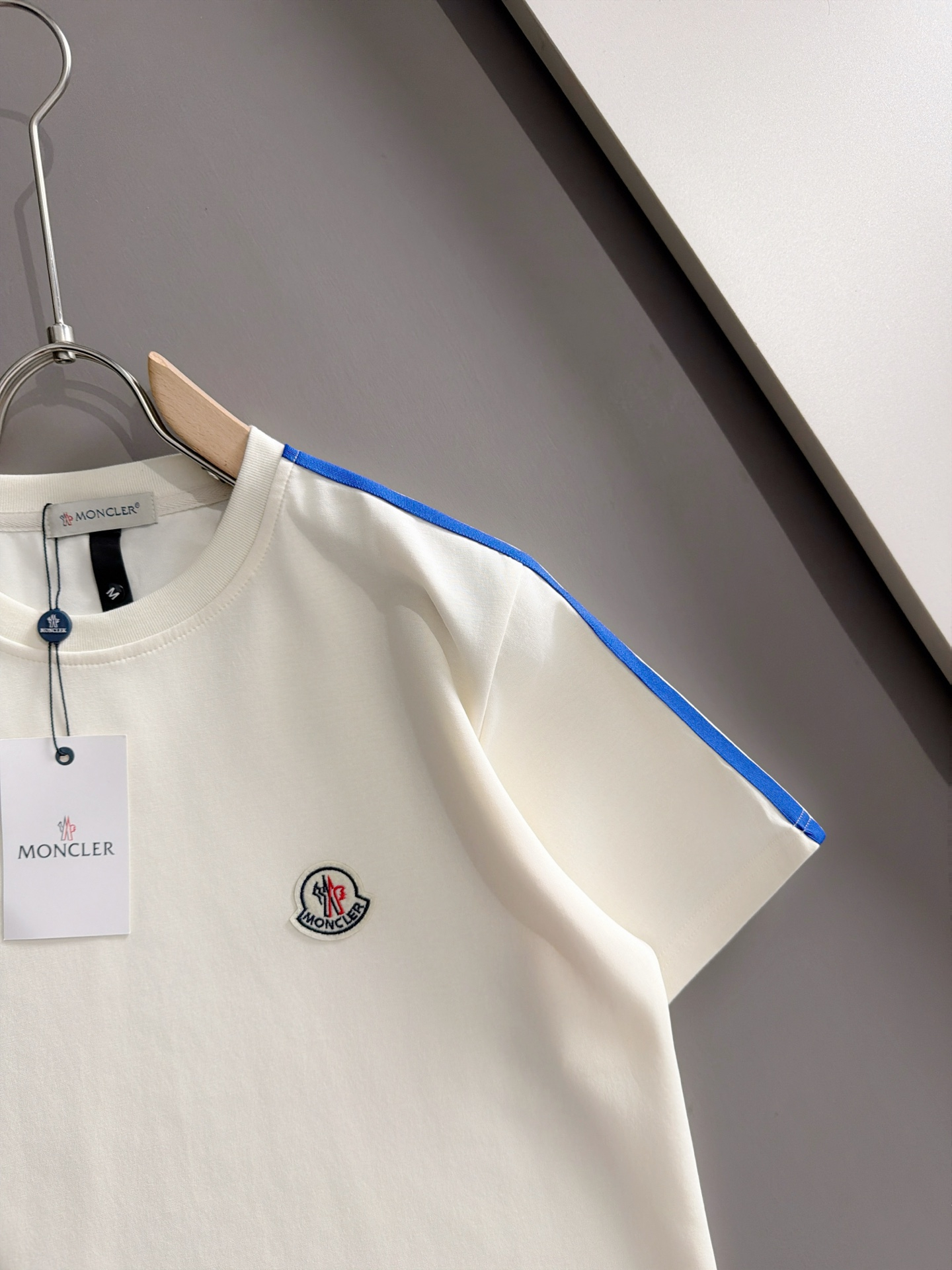 【MONCLER】半袖T シャツショートパンツ セットアップ