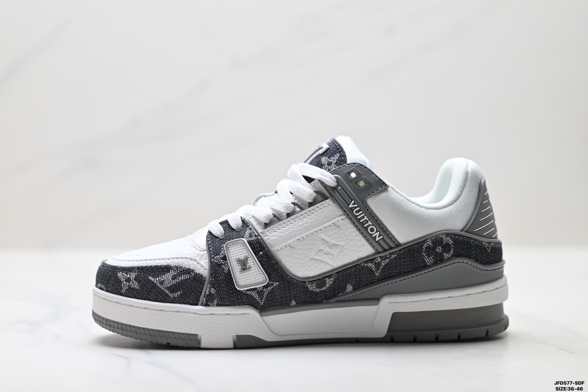 Louis Vuitton Trainer Sneaker Low スニーカー