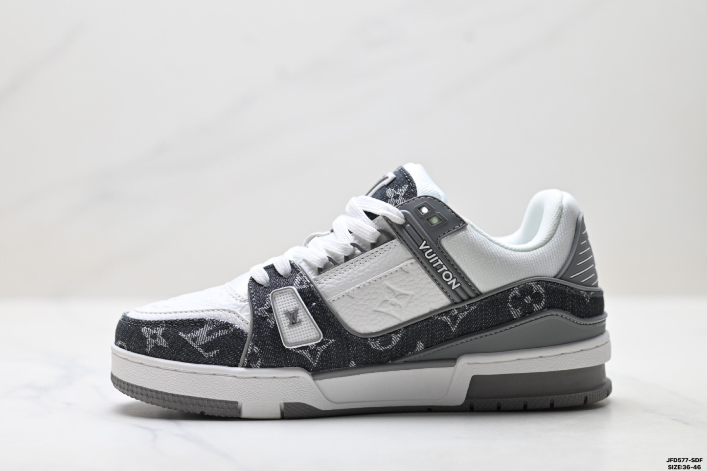 Louis Vuitton Trainer Sneaker Low スニーカー
