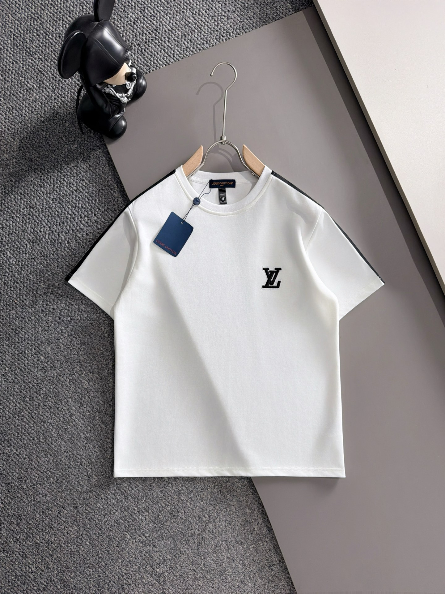 【LOUIS VUITTON】半袖T シャツショートパンツ セットアップ