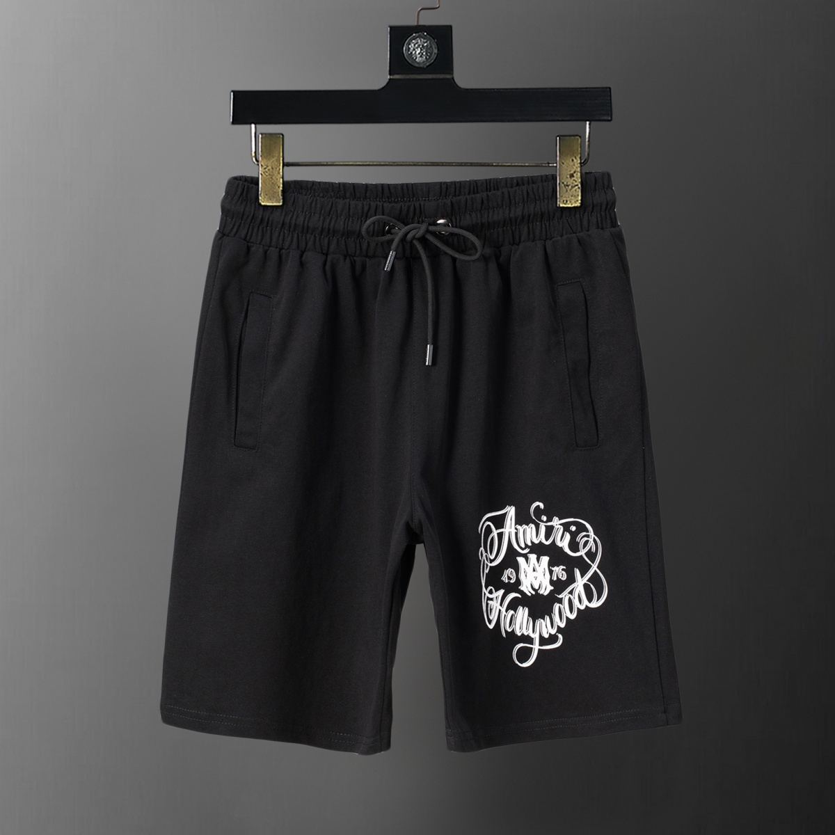 【AMIRI】半袖T シャツショートパンツ セットアップ