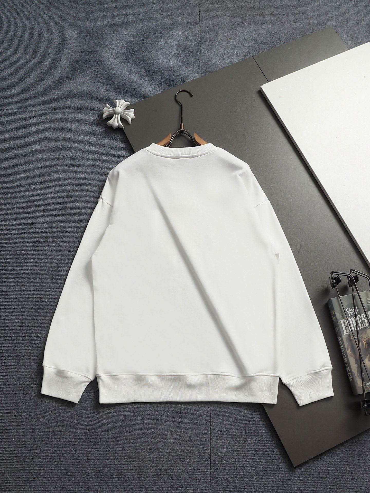 【BURBERRY】プリント長袖 T シャツ