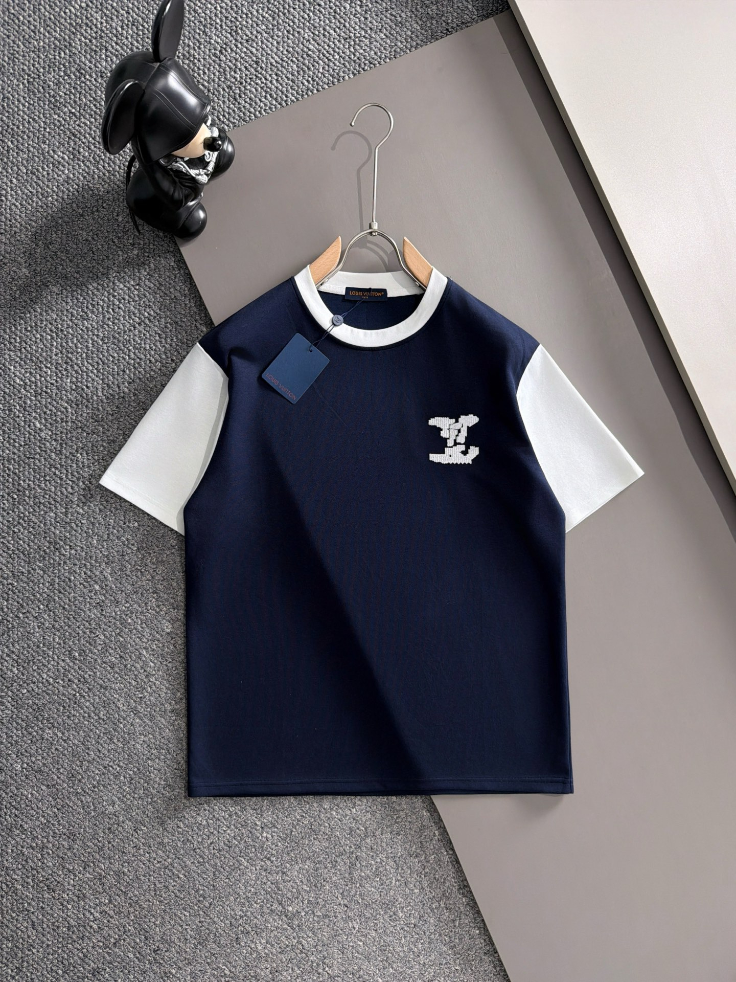 【LOUIS VUITTON】半袖T シャツショートパンツ セットアップ