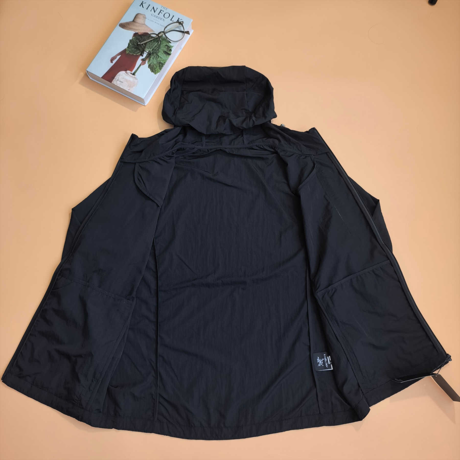 【ARC'TERYX】UV カットパーカー