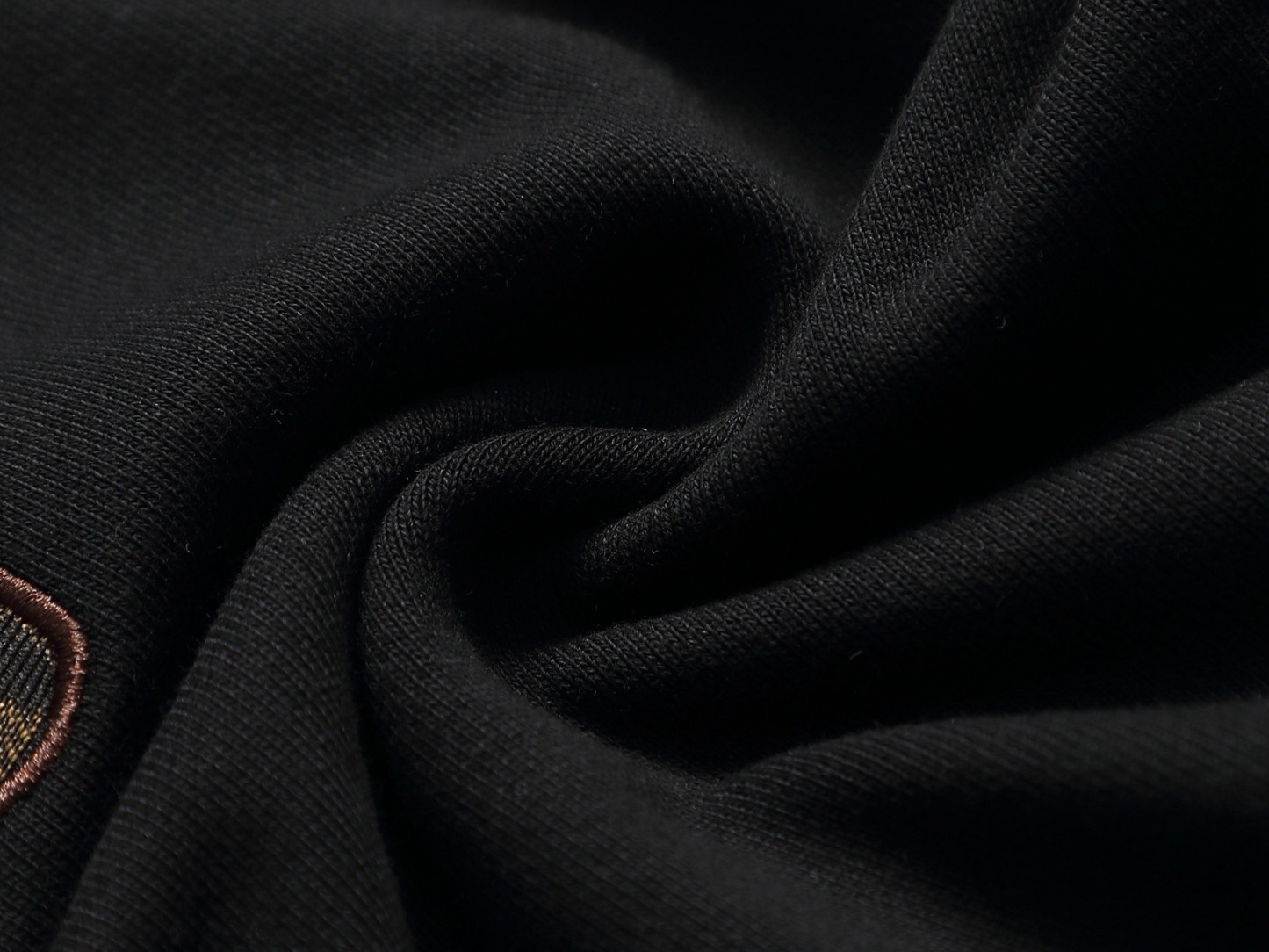 【FENDI】刺繍長袖 T シャツ