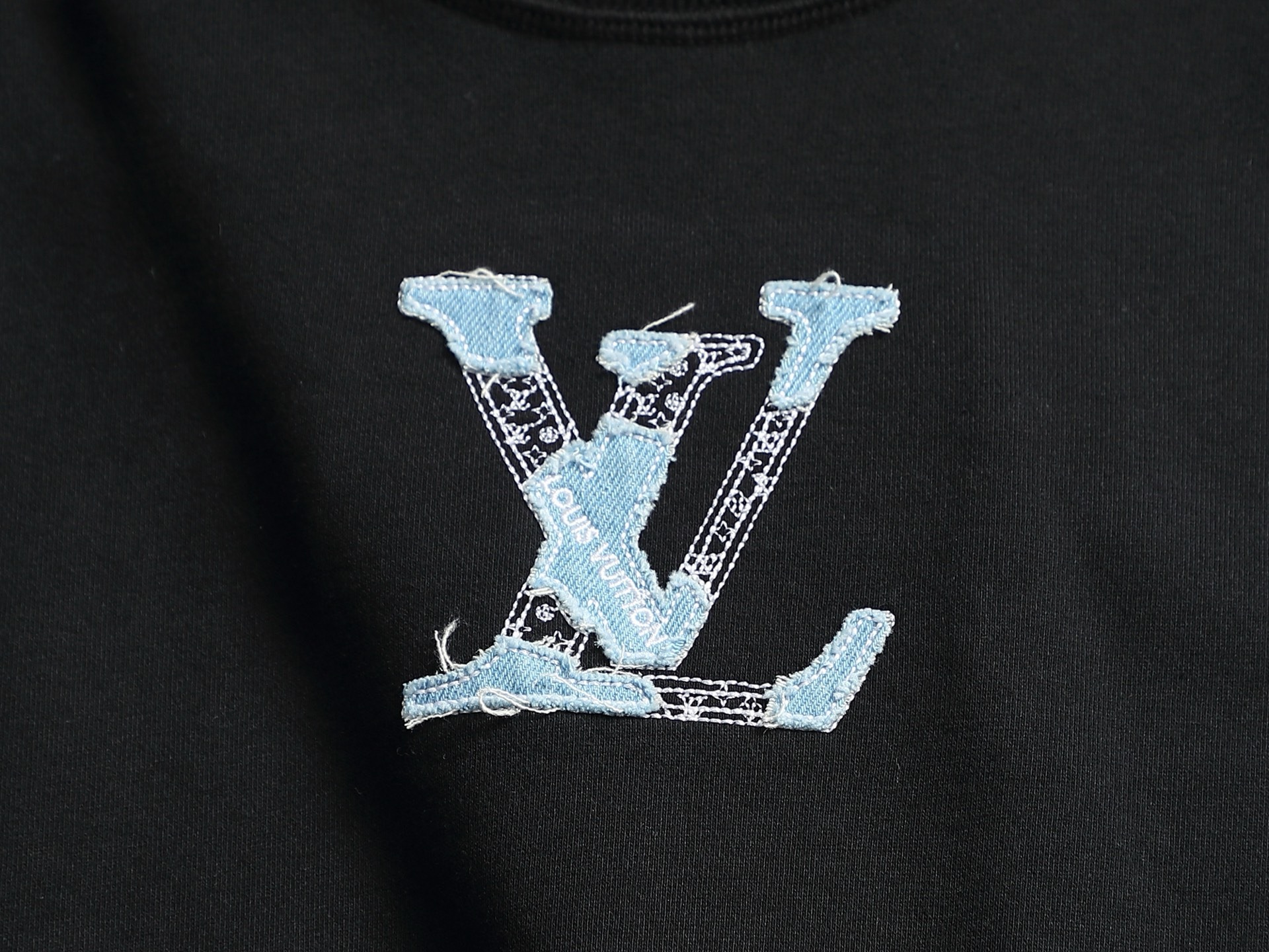 【LOUIS VUITTON】長袖 T シャツ