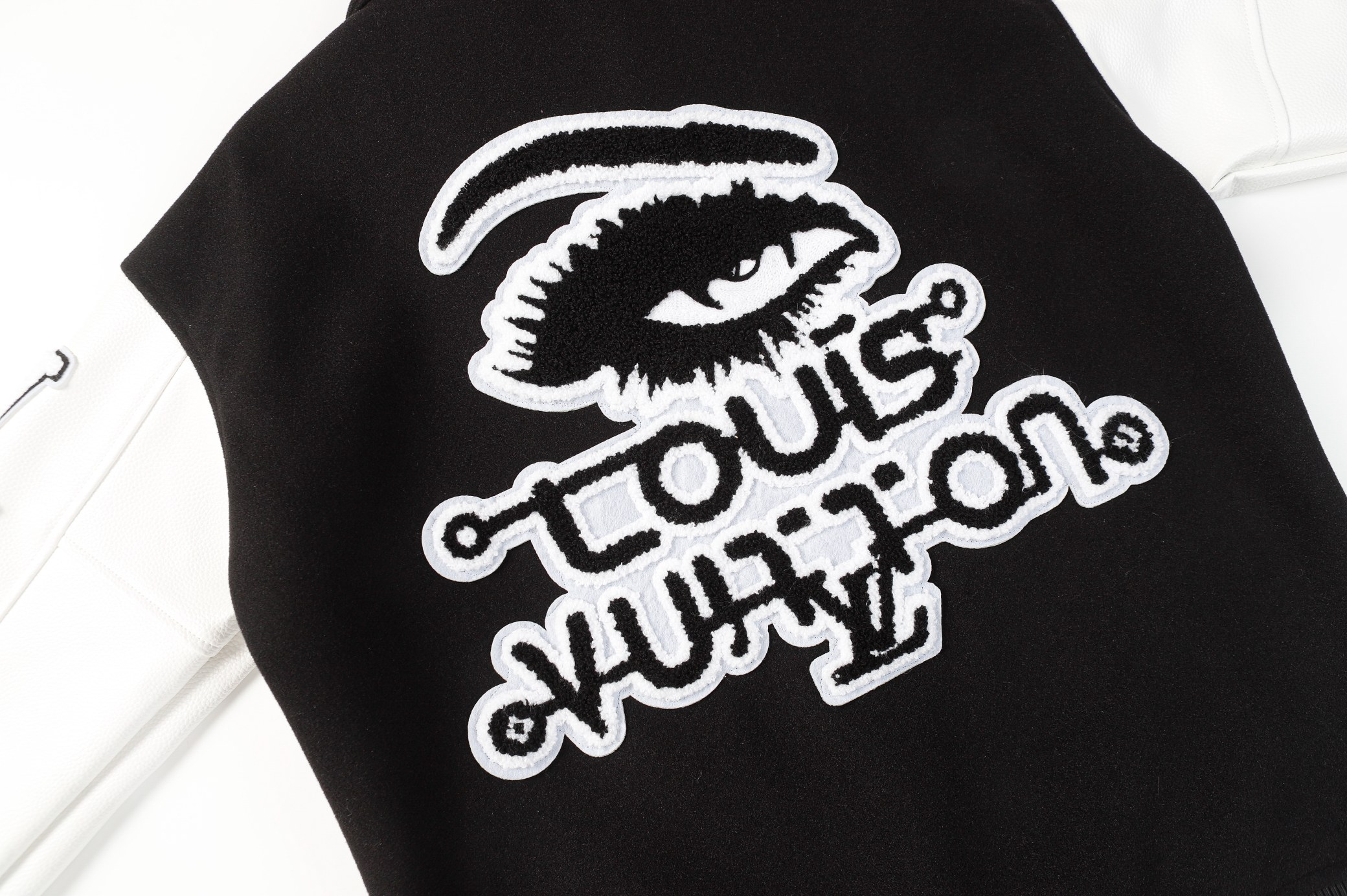 【LOUIS VUITTON】ルイヴィトン ジャケット