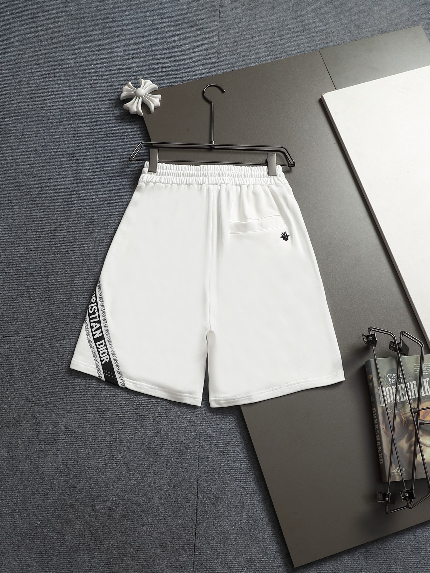 【DIOR】ショートパンツ