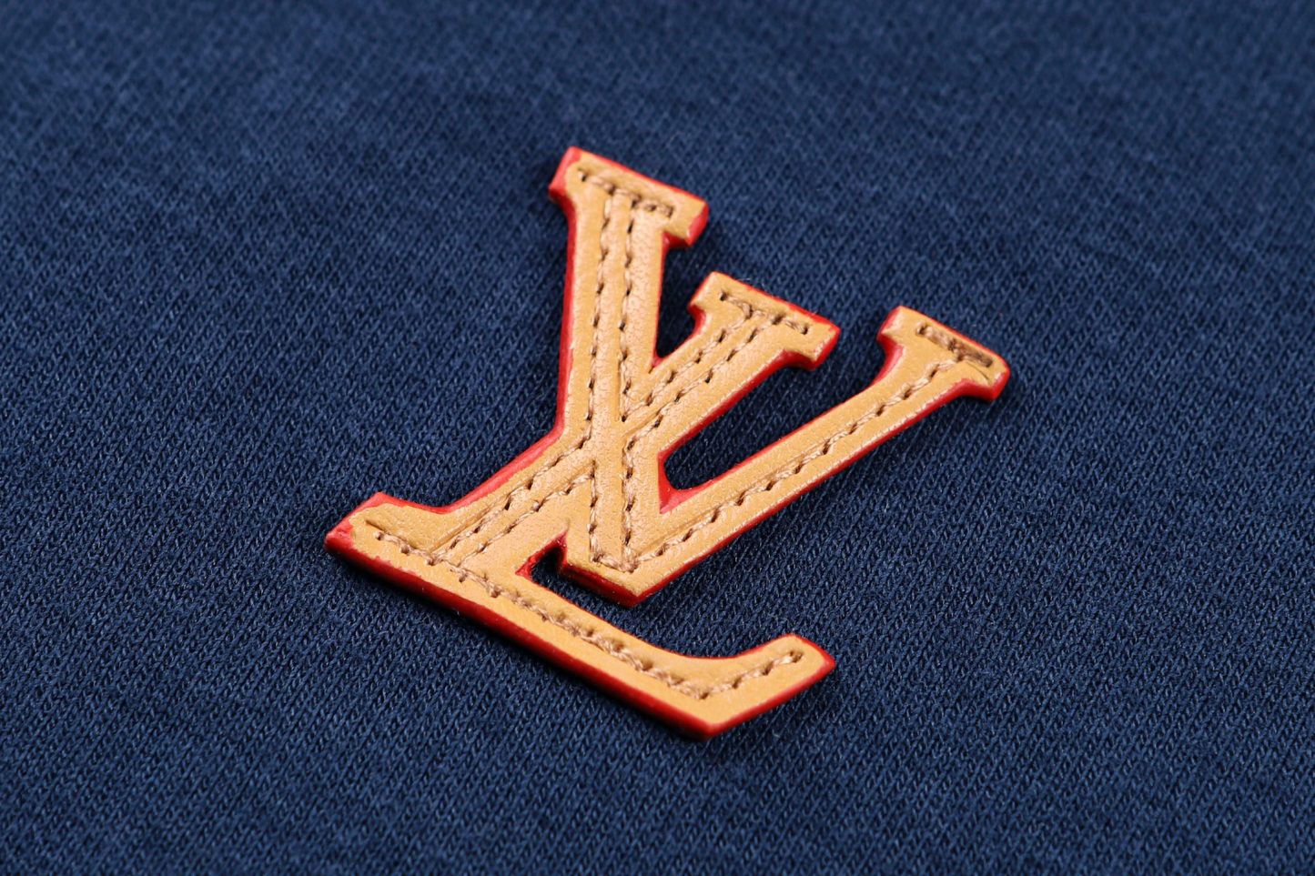 【LOUIS VUITTON】ルイヴィトン パーカー
