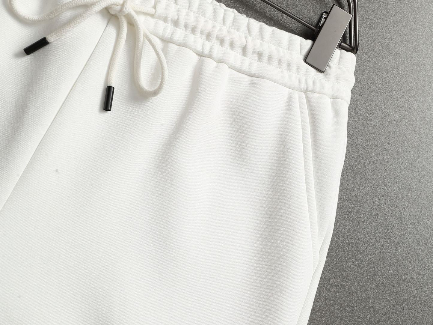 【FENDI】ショートパンツ