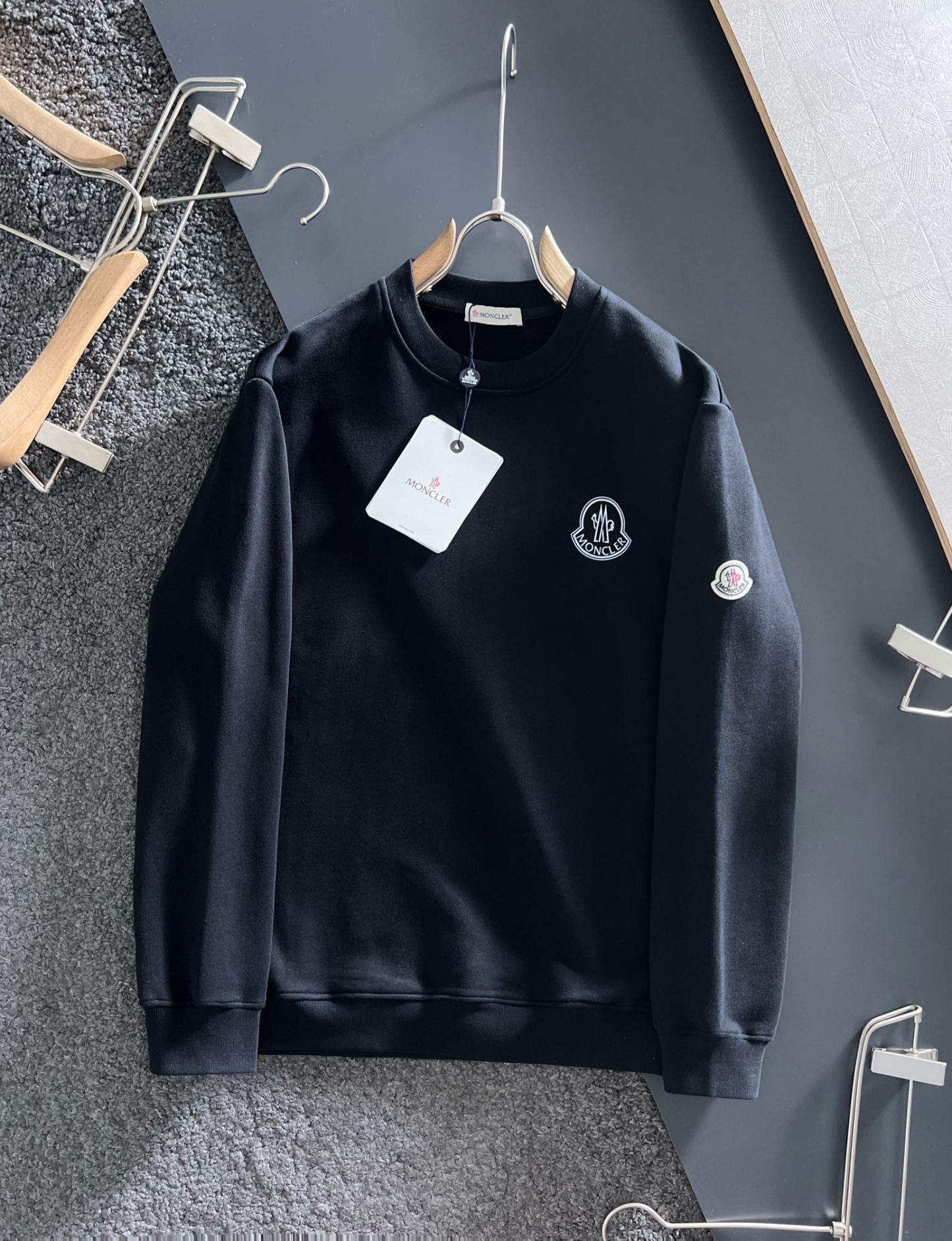 【MONCLER】長袖 T シャツ