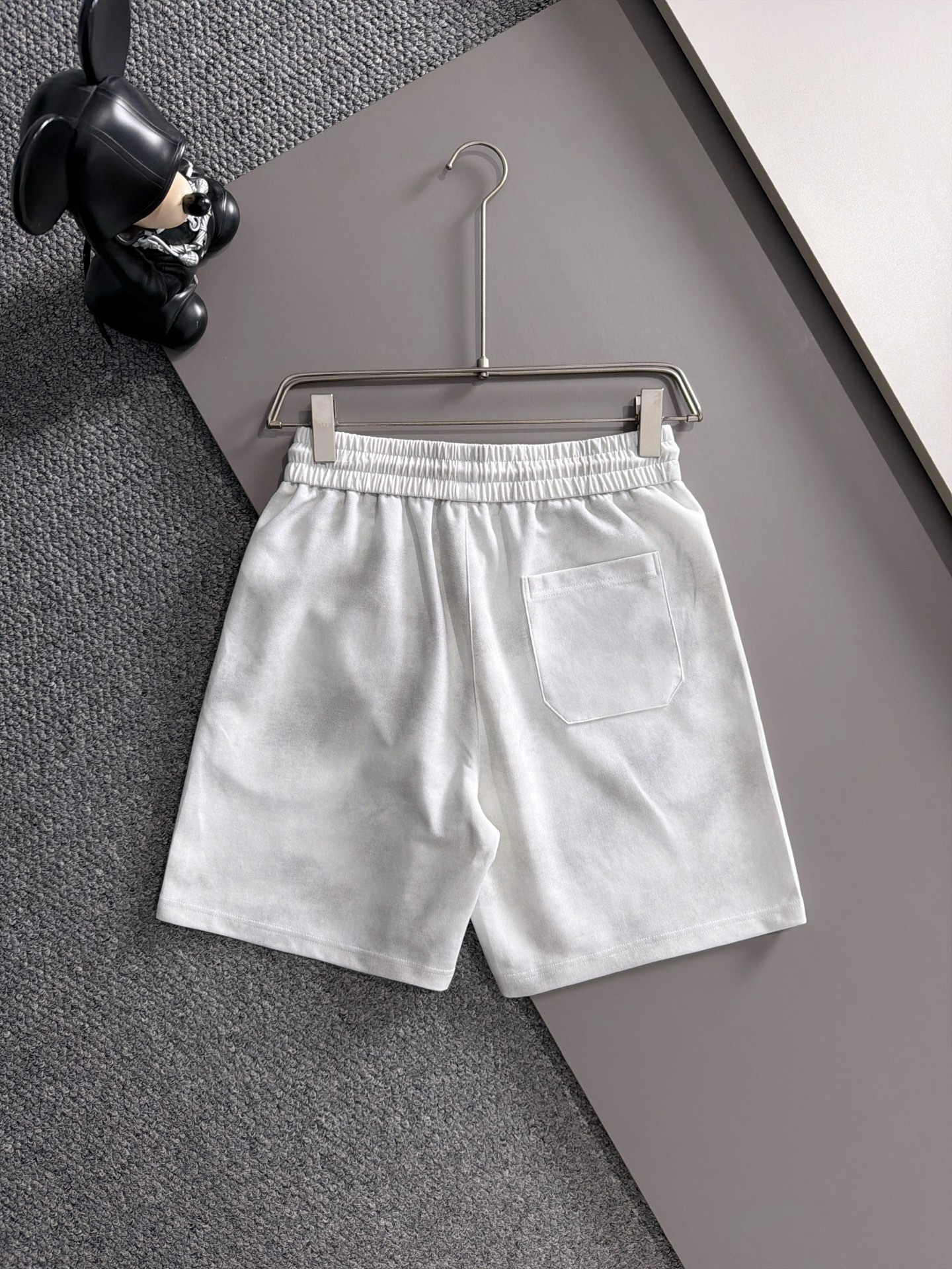 【LOUIS VUITTON】半袖T シャツショートパンツ セットアップ
