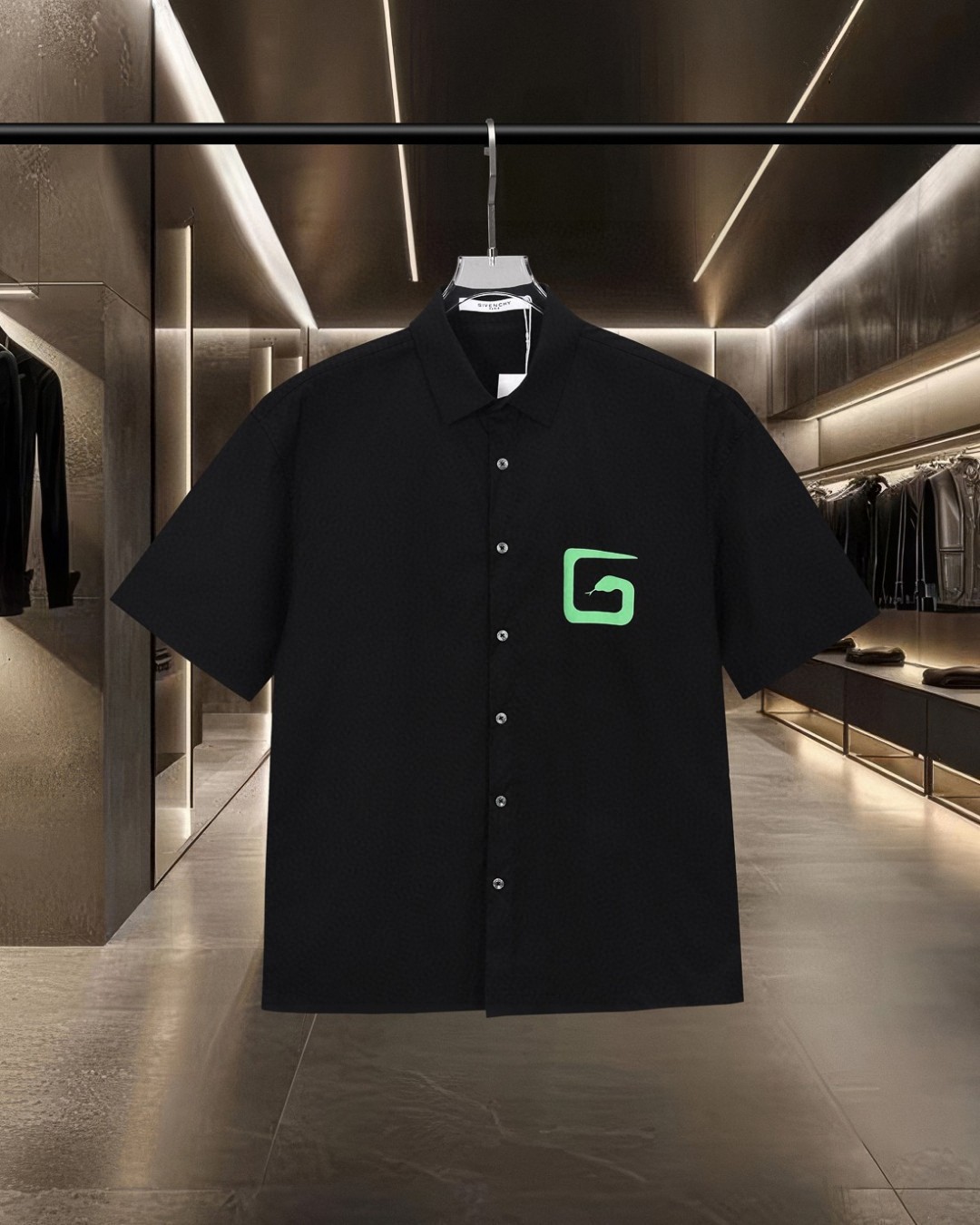 【GIVENCHY】半袖シャツ