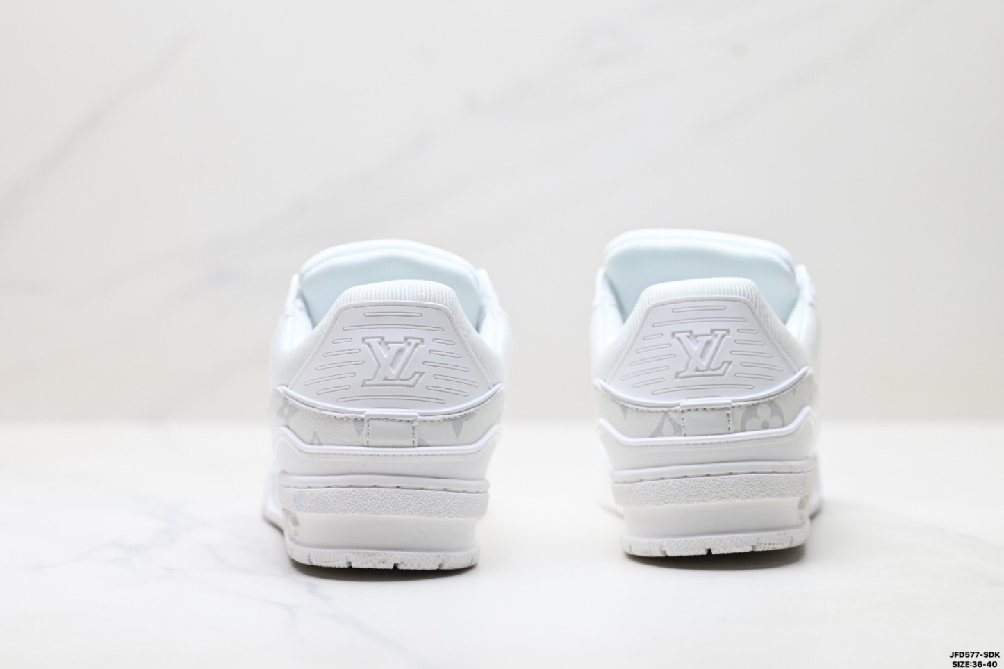 Louis Vuitton Trainer Sneaker Low スニーカー ホワイトモノグラム レザー