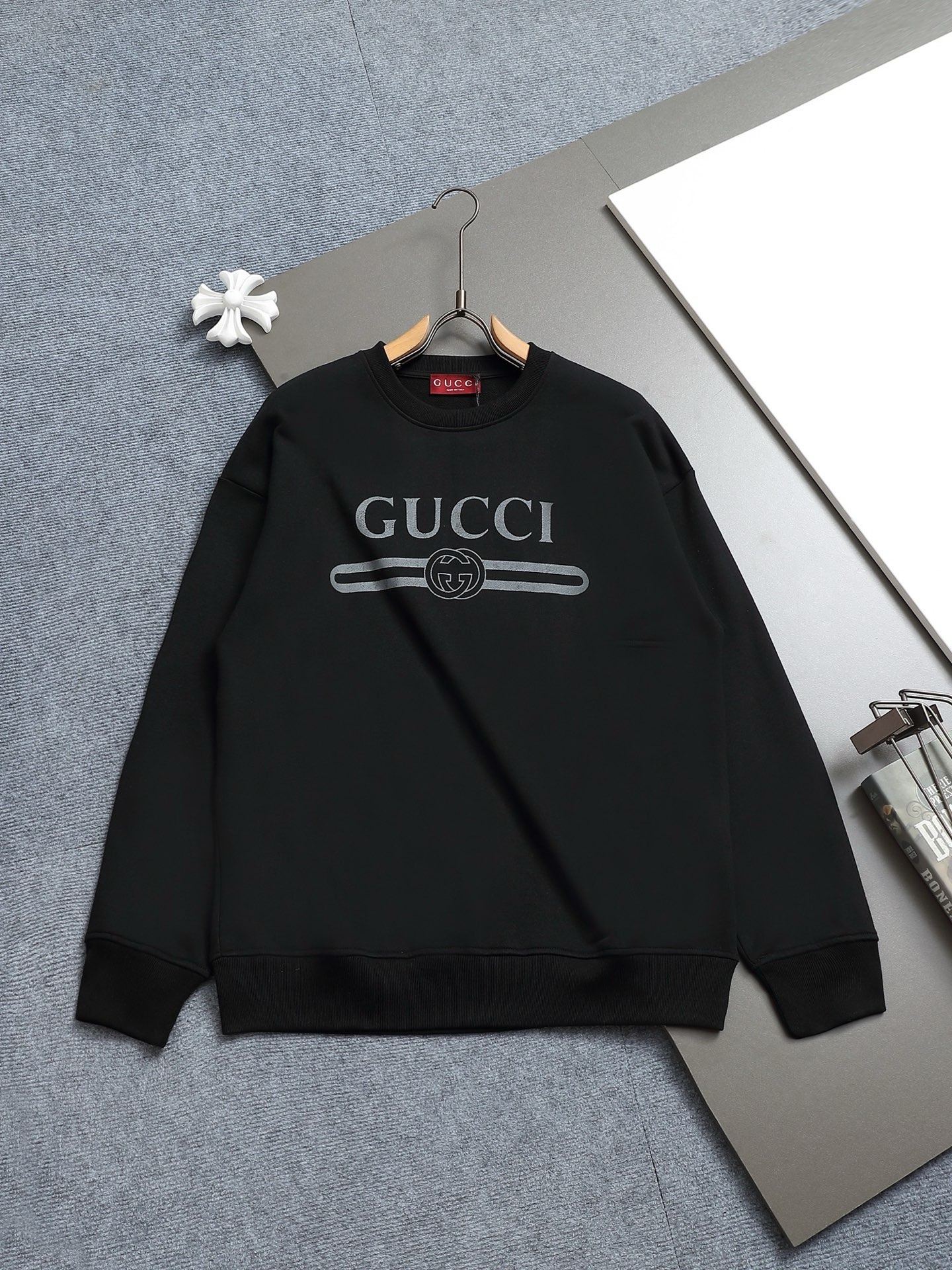 【GUCCI】プリント長袖 T シャツ