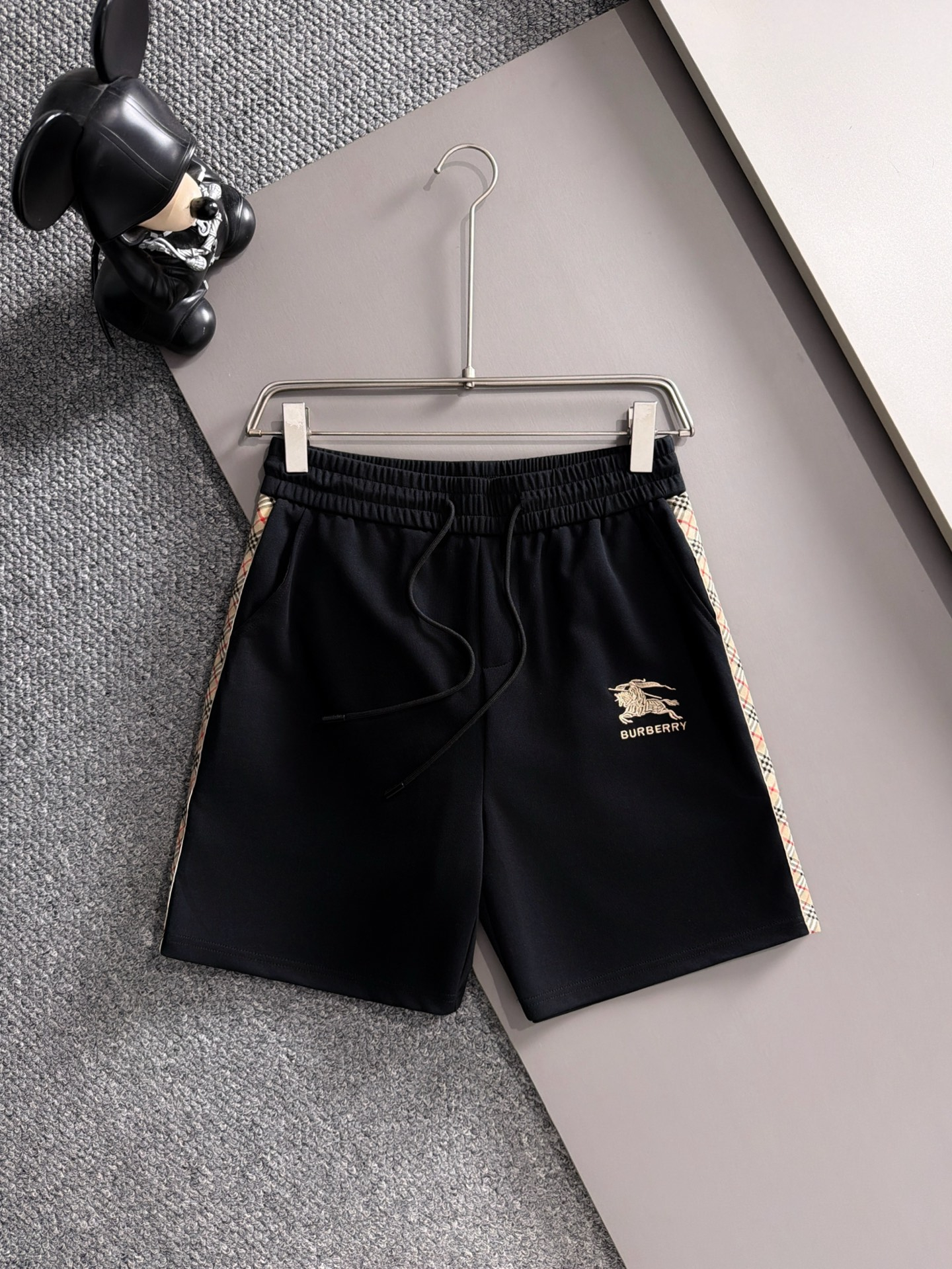 【BURBERRY】半袖T シャツショートパンツ セットアップ