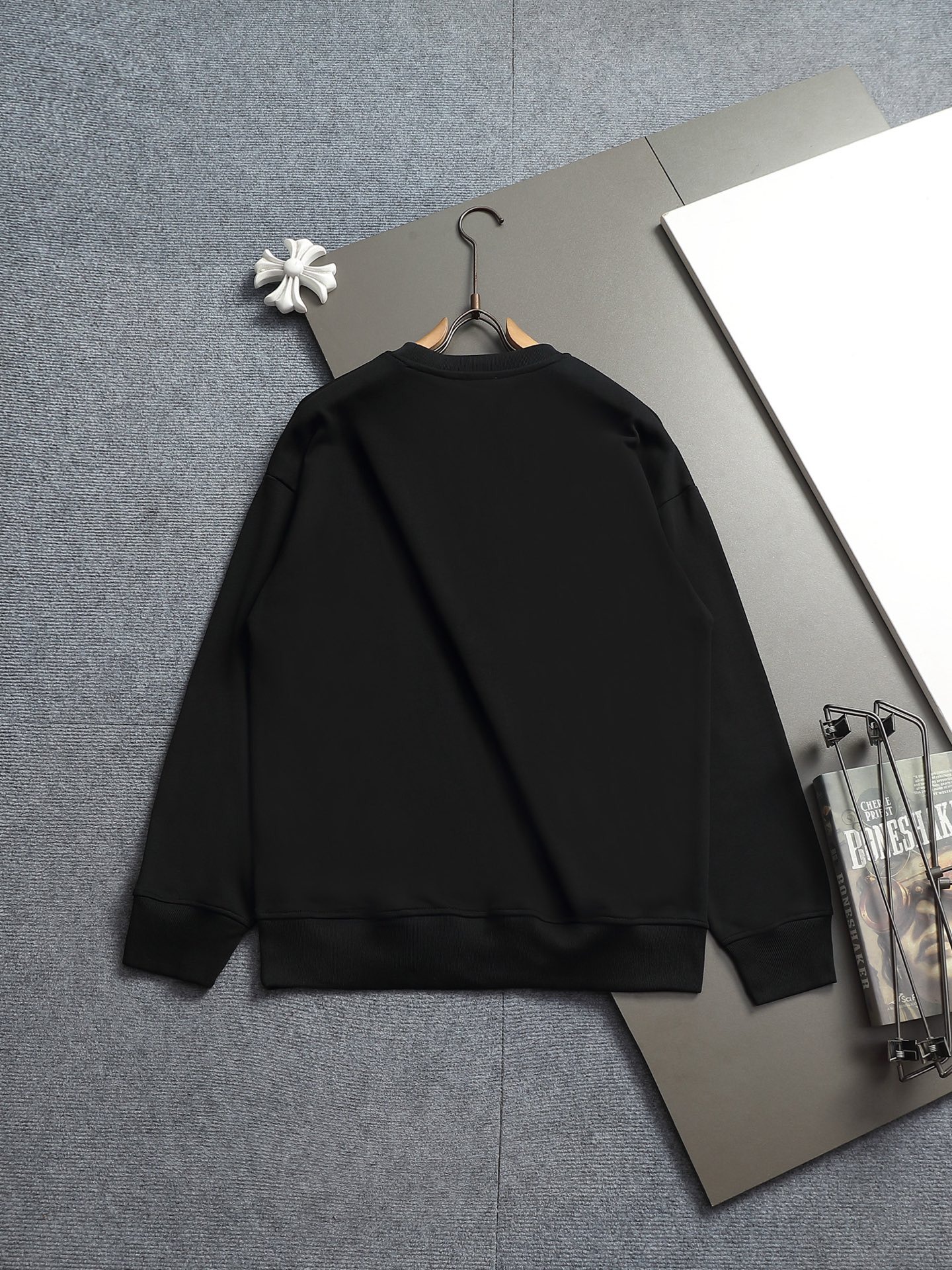 【BURBERRY】プリント長袖 T シャツ