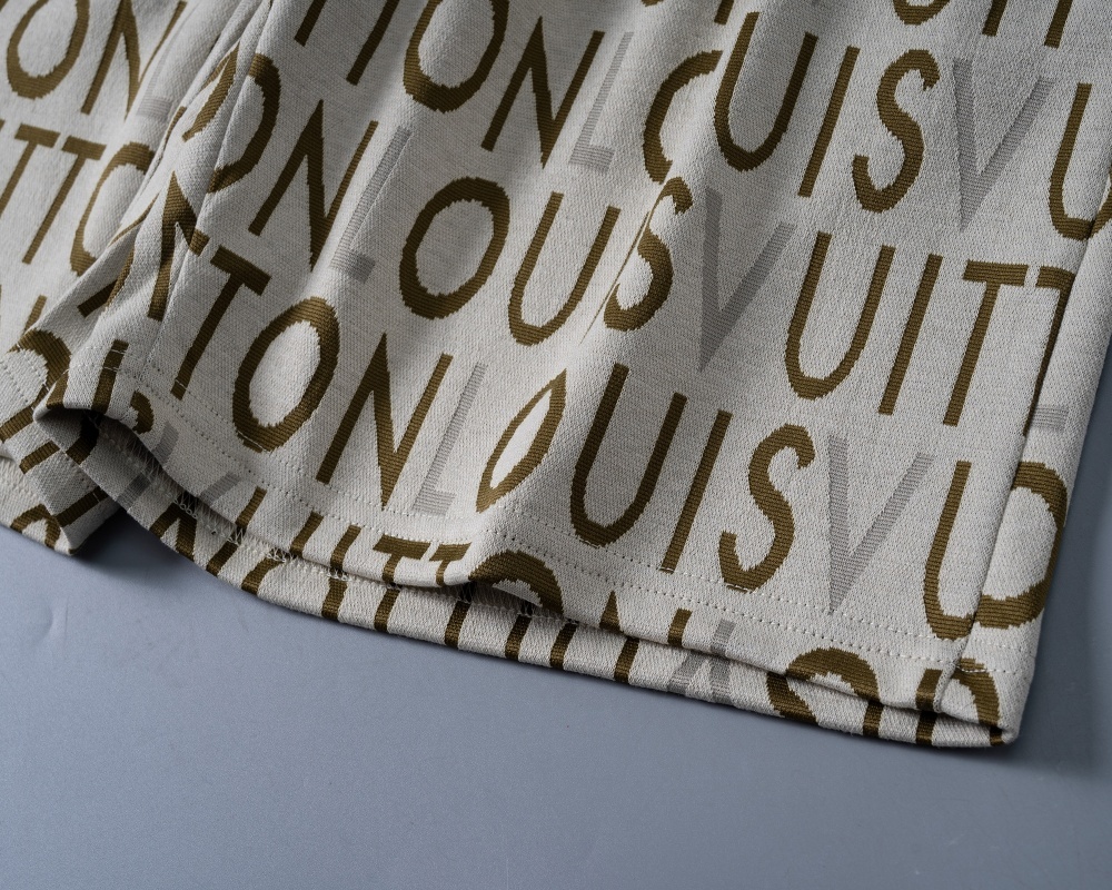 【LOUIS VUITTON】ショートパンツ