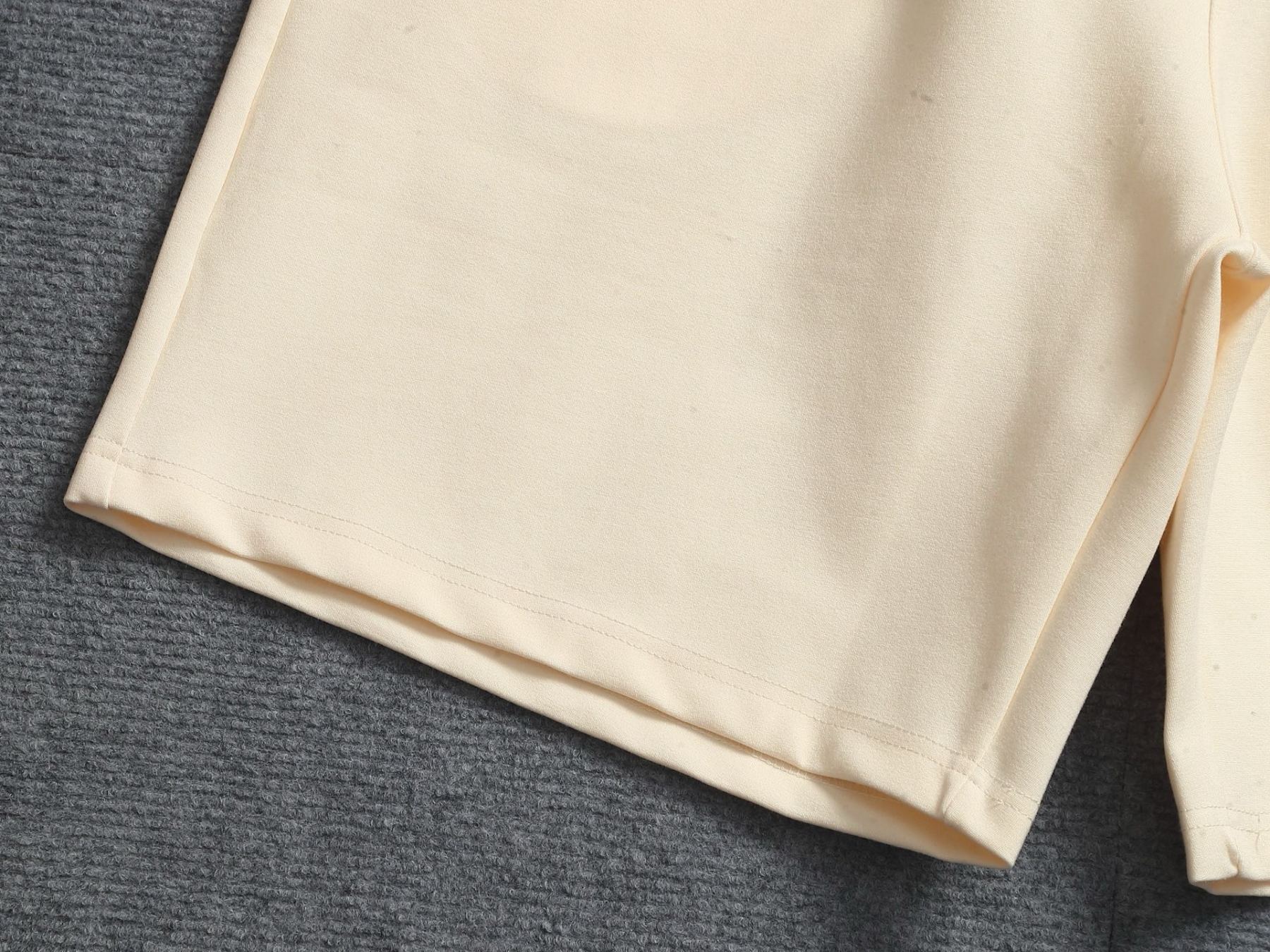 【BURBERRY】ショートパンツ