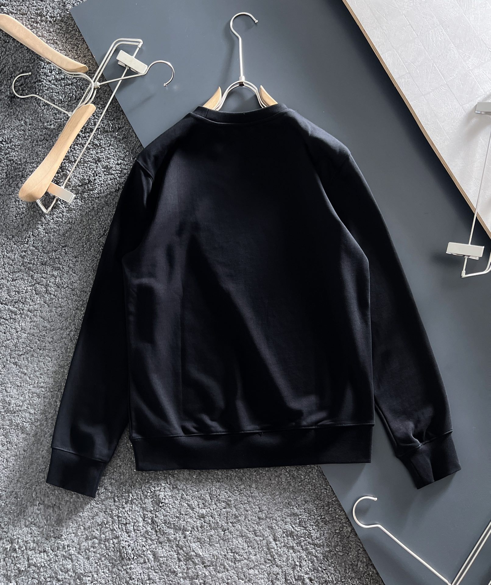 【MONCLER】長袖 T シャツ