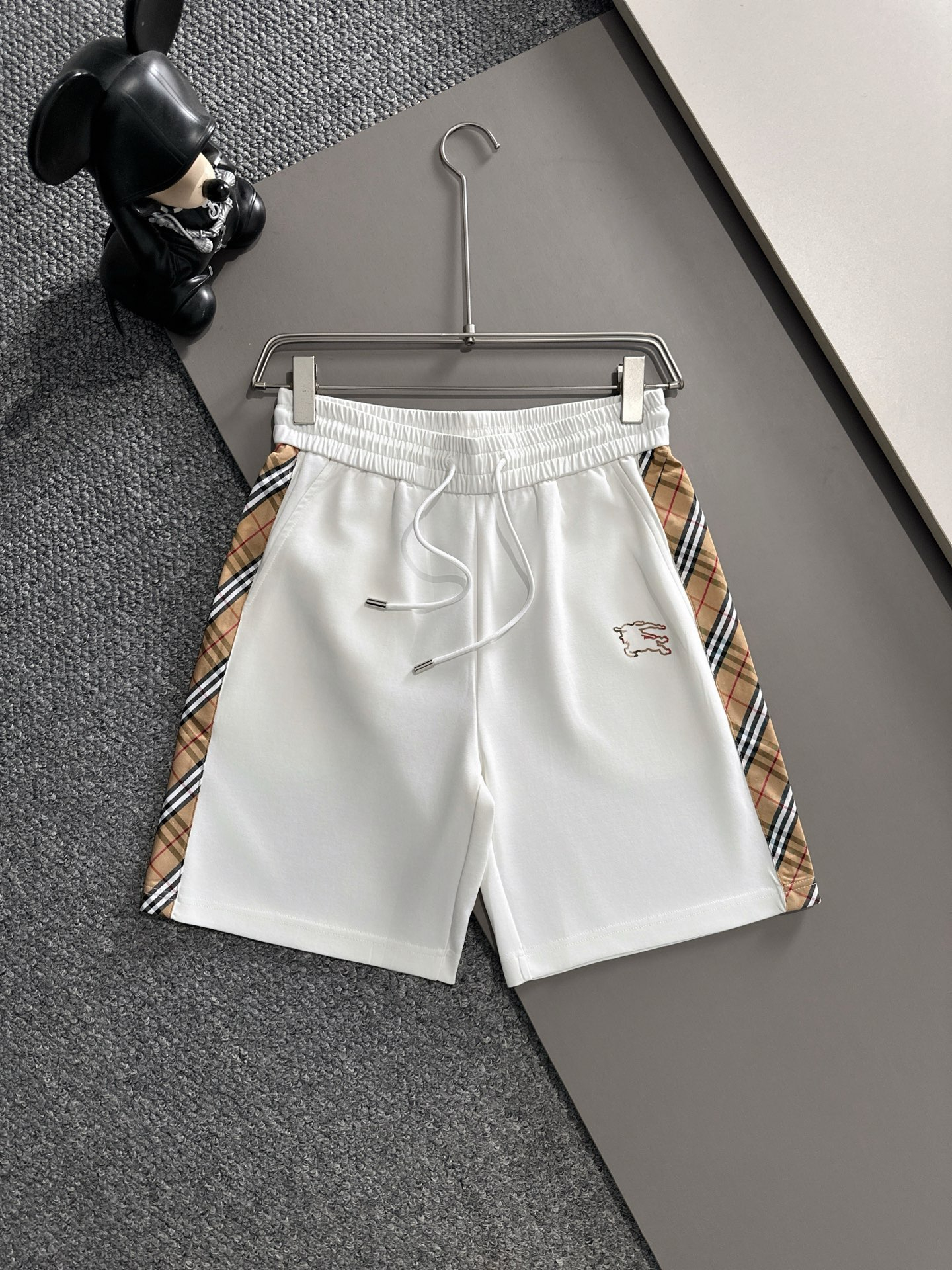 【BURBERRY】半袖T シャツショートパンツ セットアップ