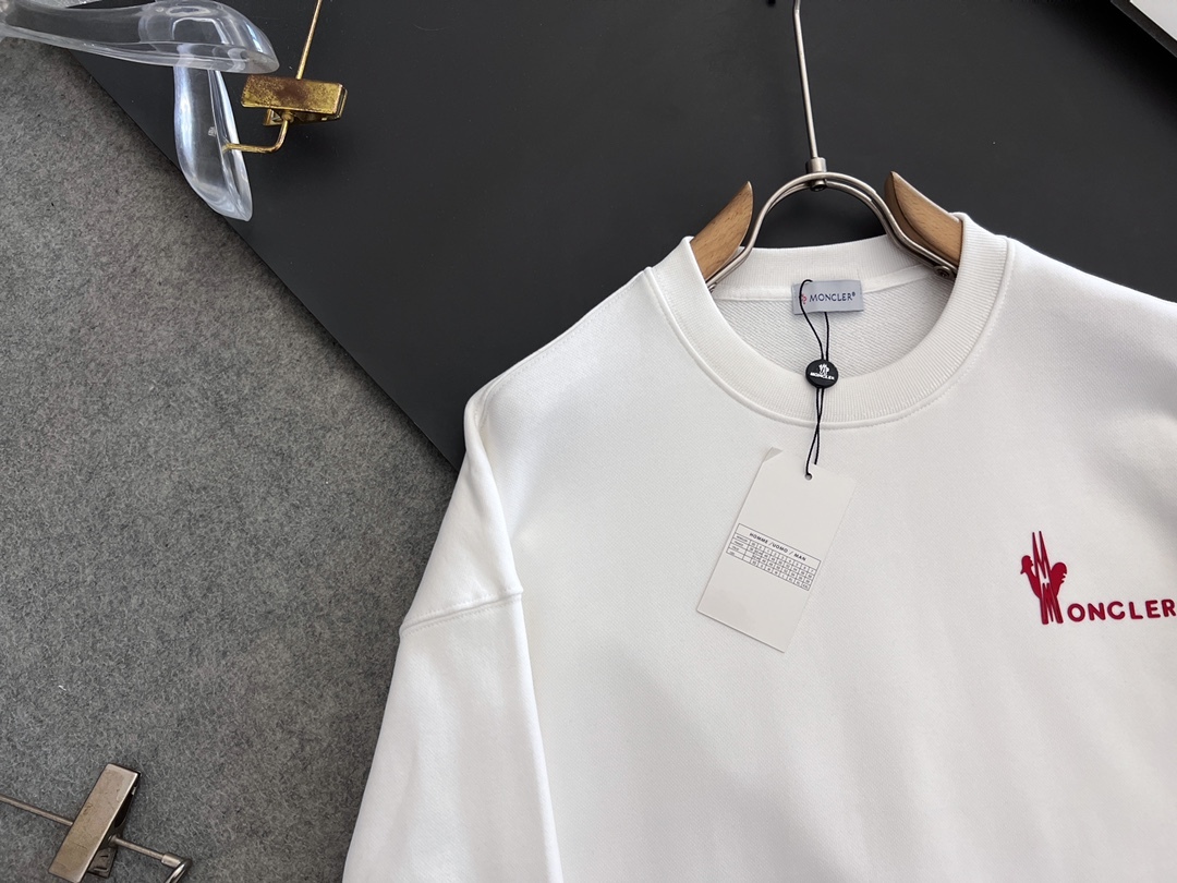 【MONCLER】長袖 T シャツ