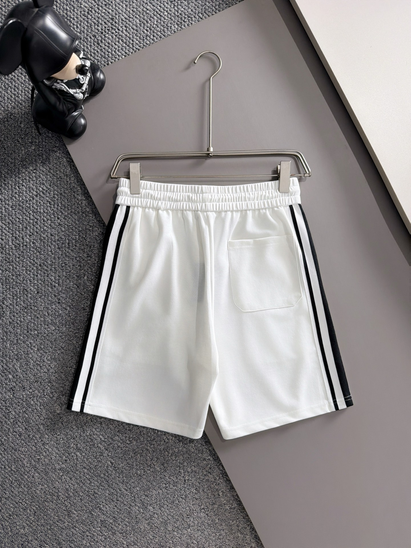 【LOUIS VUITTON】半袖T シャツショートパンツ セットアップ