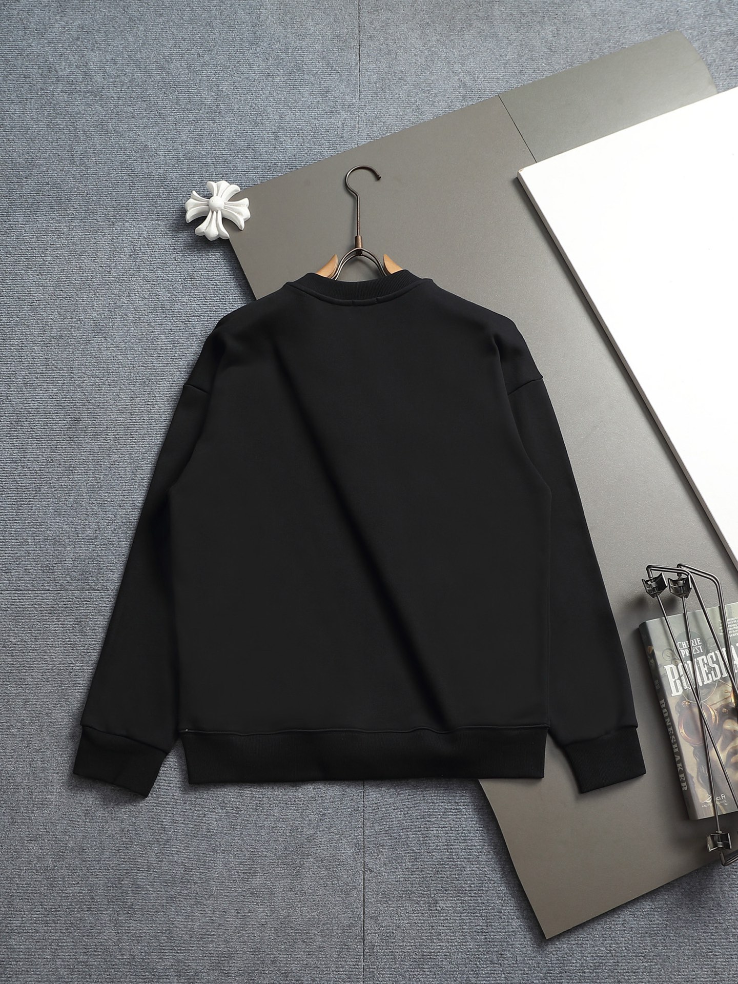 【BURBERRY】刺繍長袖 T シャツ